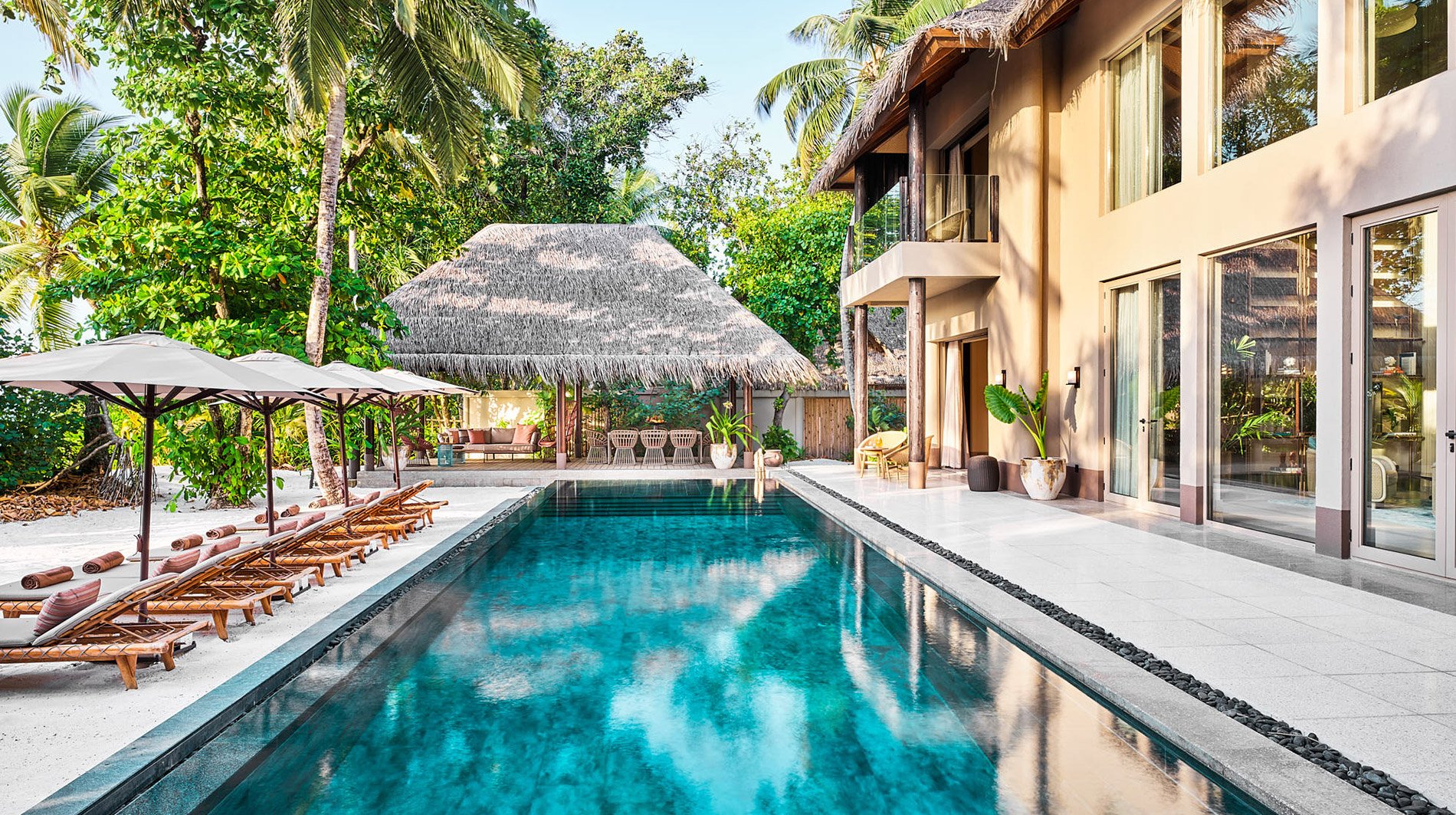 joali-maldives-four-bedroom-pool.jpg