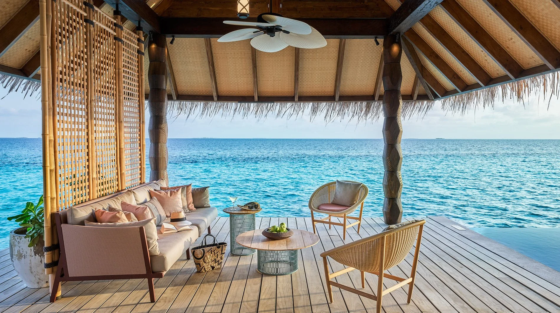 joali-maldives-sunset-luxury-villa.jpg