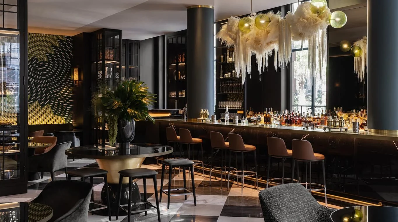 Capella-Sydney-Dining-Mcrae-01a.jpg