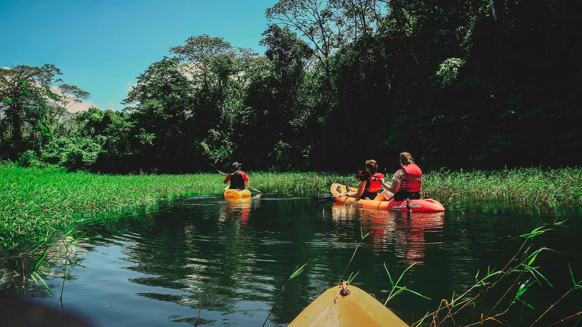 35-quiet-water-excursion-in-the-region.jpg
