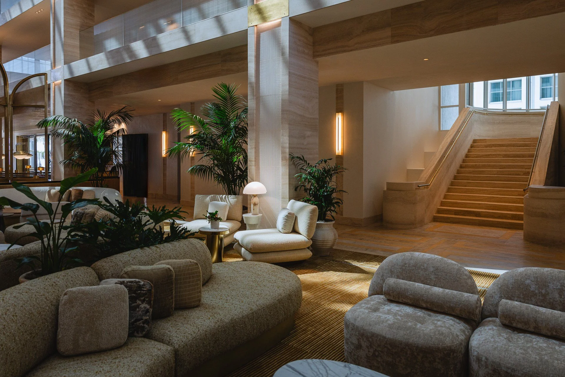 07-lobby-lounge-and-staircase.jpg