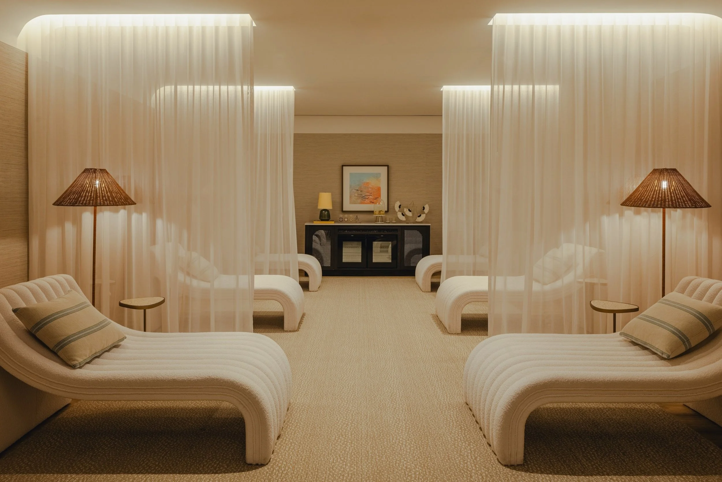 22-guerlain-wellness-spa-relaxation-lounge.jpg