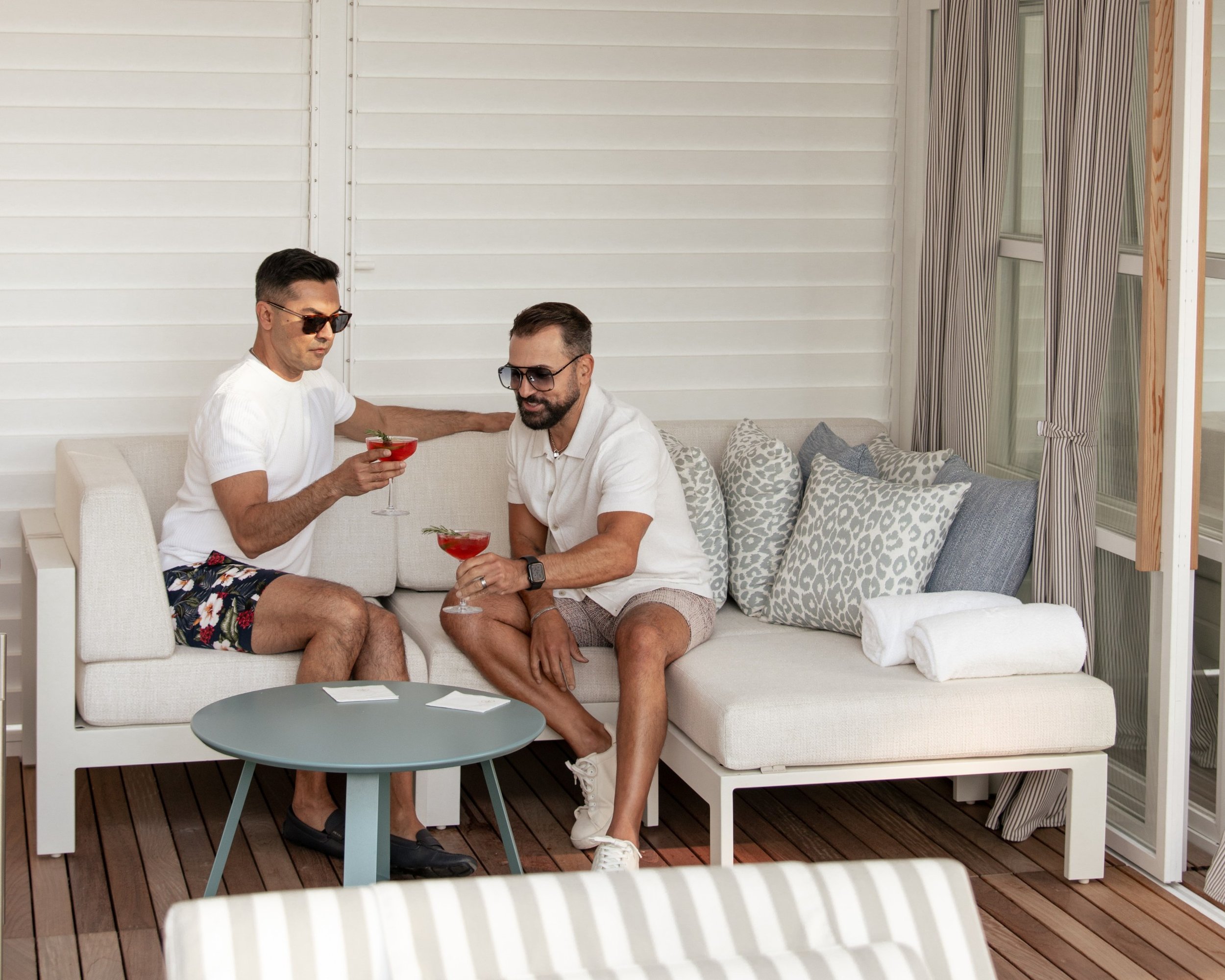 36-guests-relaxing-on-a-hotel-terrace.jpg