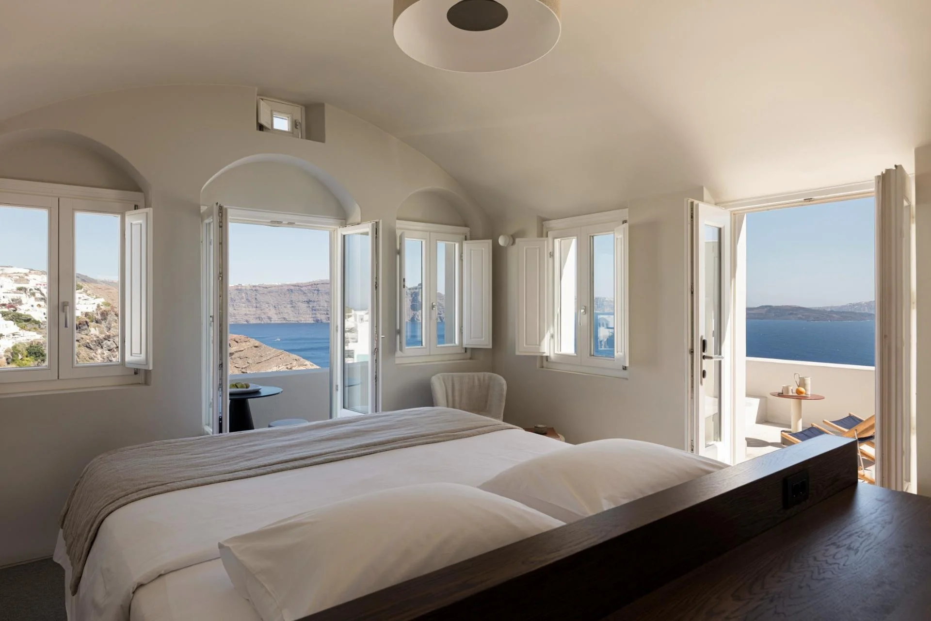 15-three-bedroom-villa-bedroom-overlooking-the-terrace.jpg