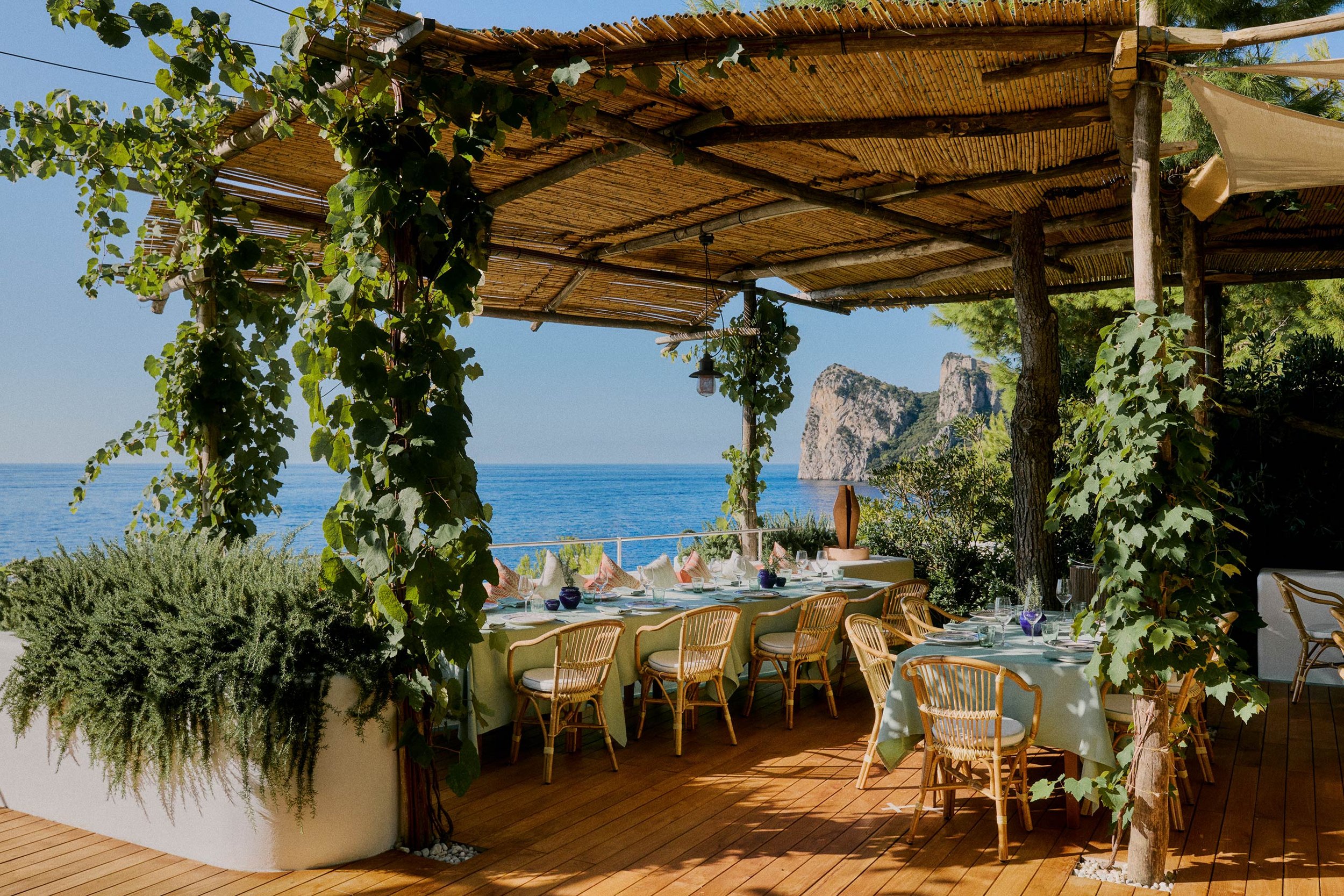 24-Le-Sirenuse-Mare-Restaurant.jpg