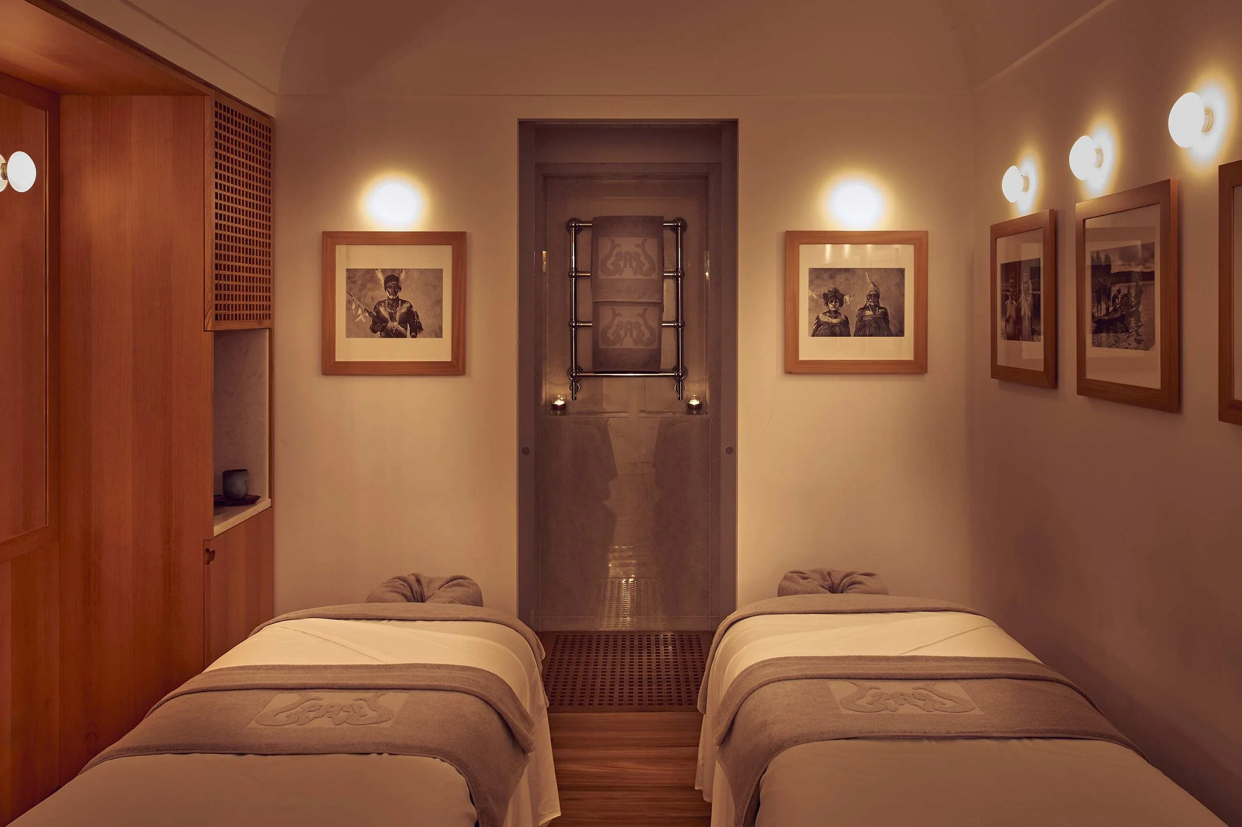 26-le-sirenuse-spa-suite-1899.jpg
