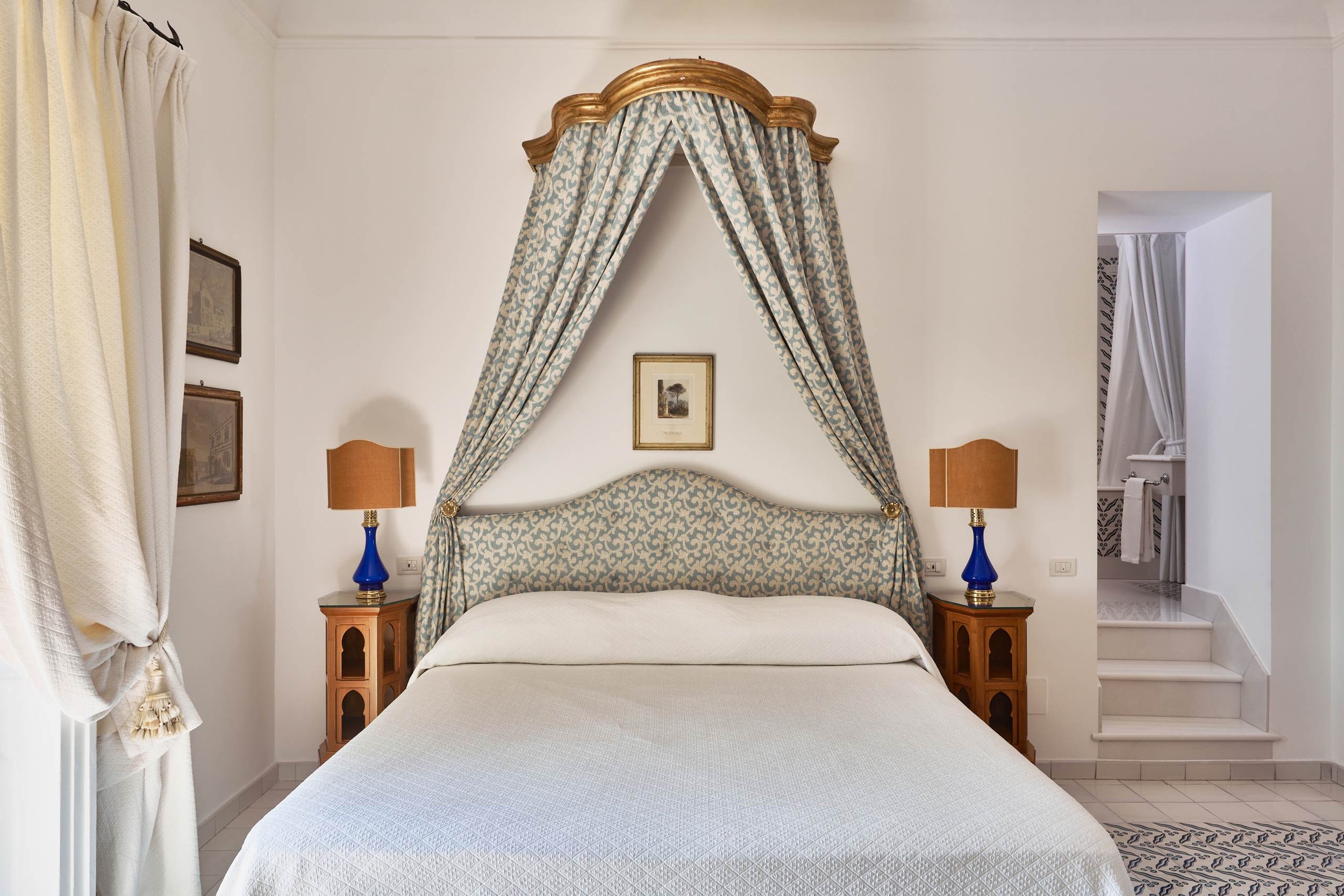 31-Superior-Sea-View-Room-73-Bedroom.jpg
