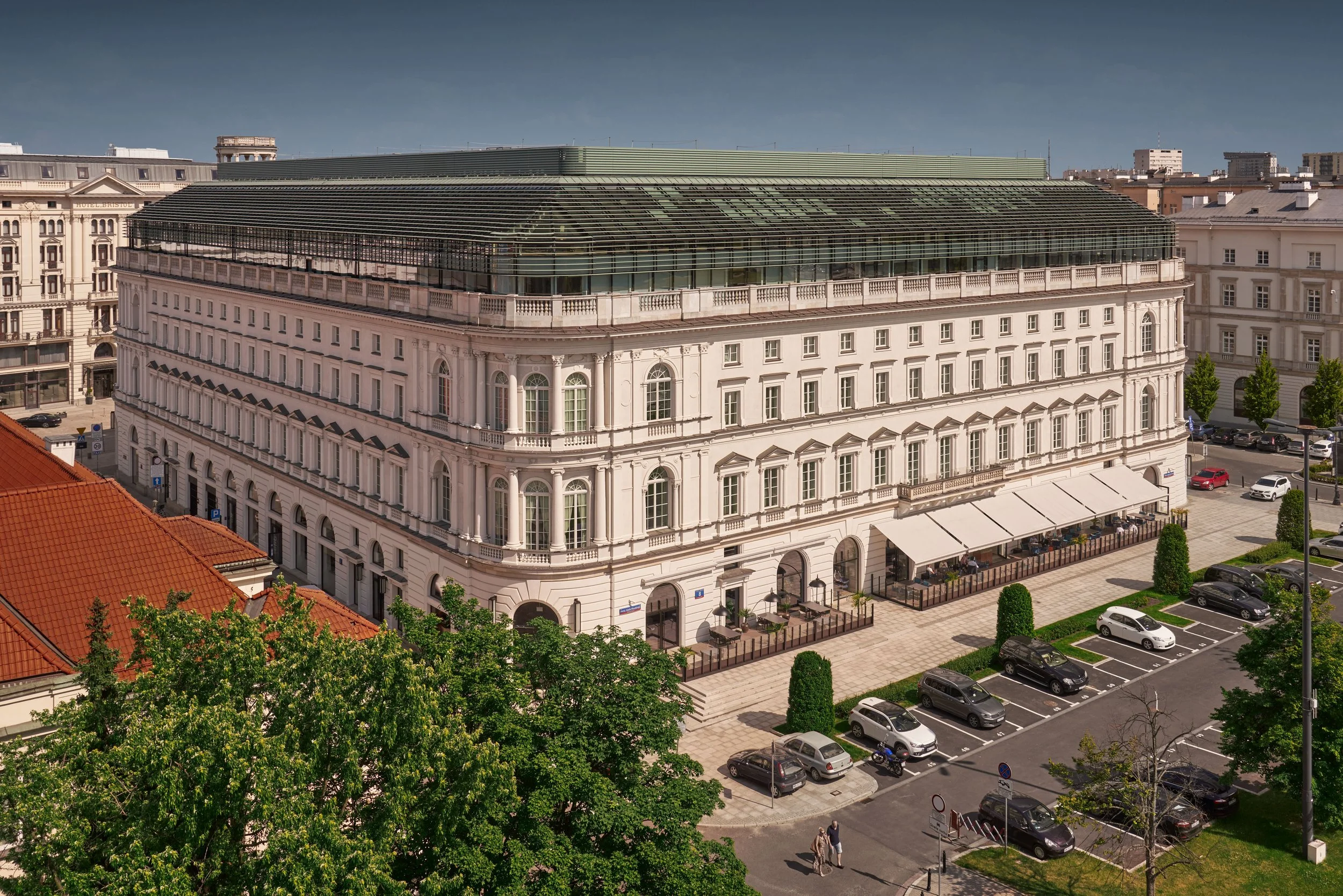 02-Hotel-Aerial-And-Surroundings.jpg