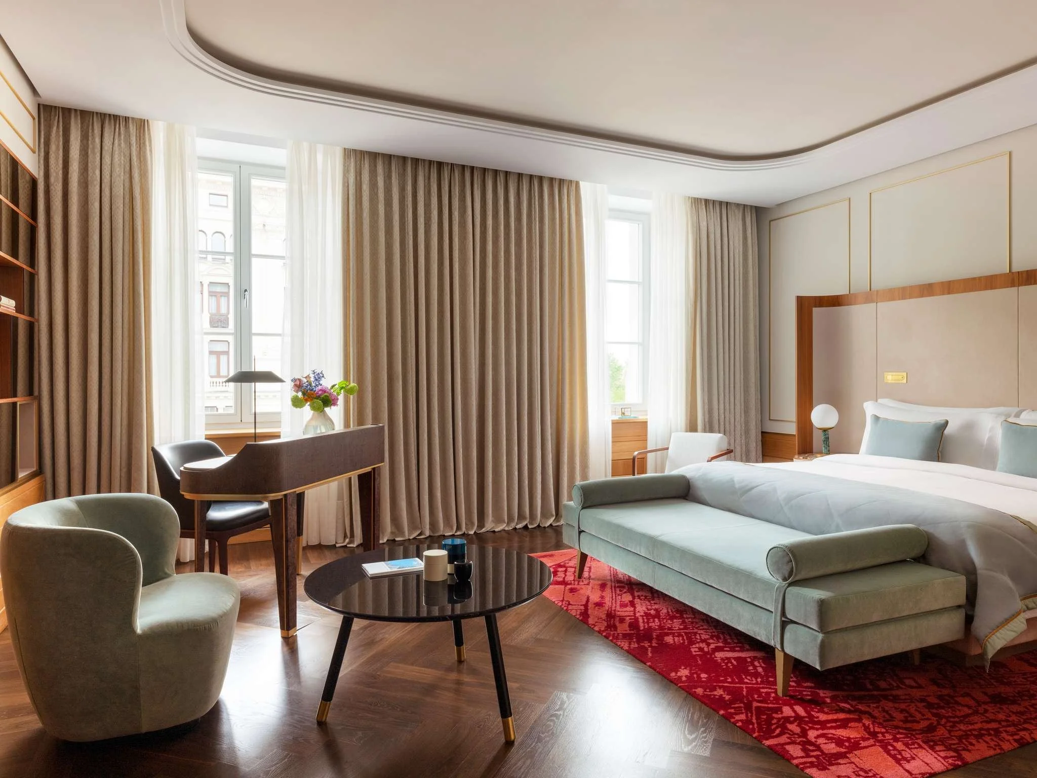 10-Raffles-Room-Bedroom-Alternate.jpg