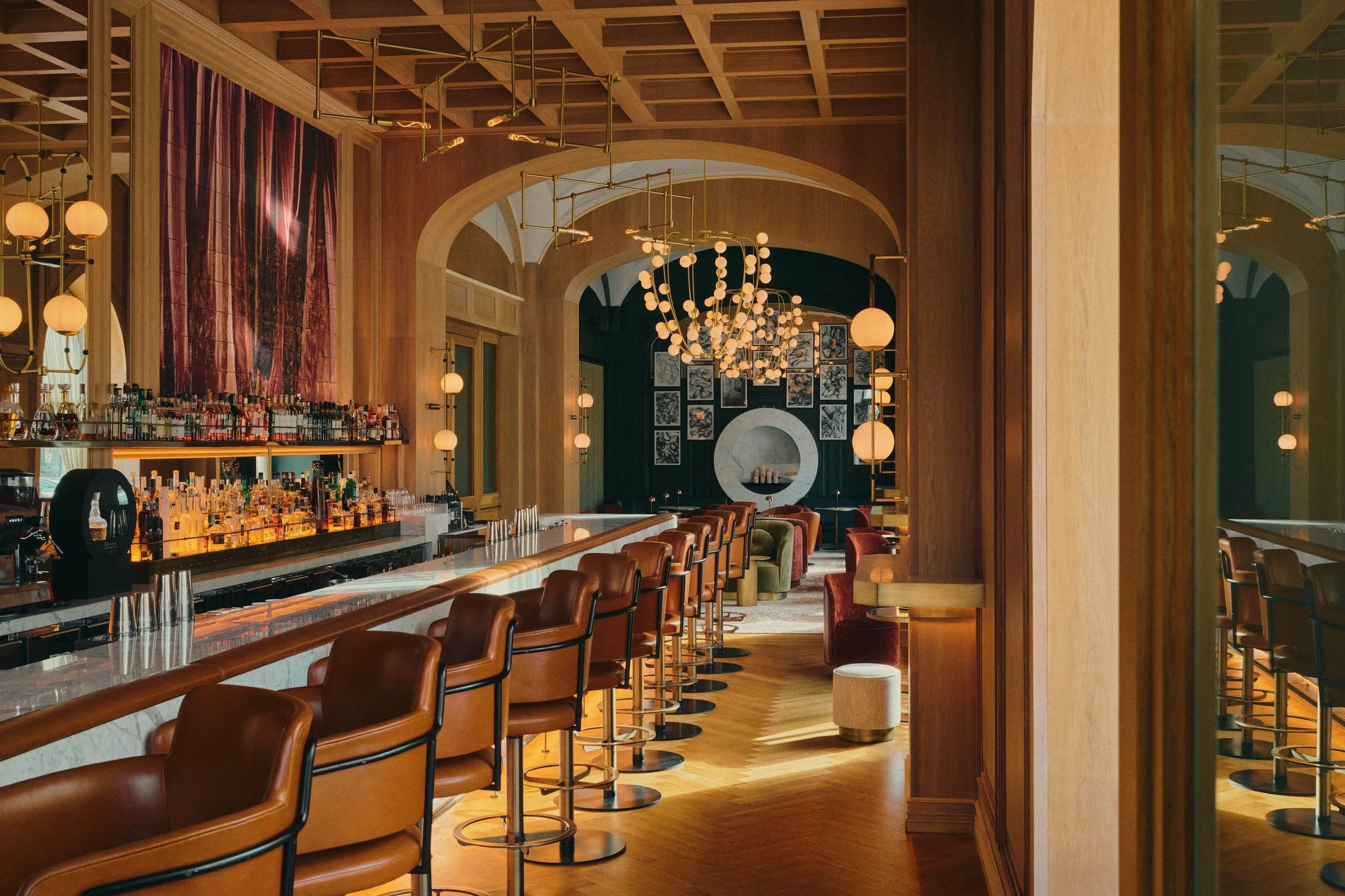 20-Long-Bar-Counter.jpg