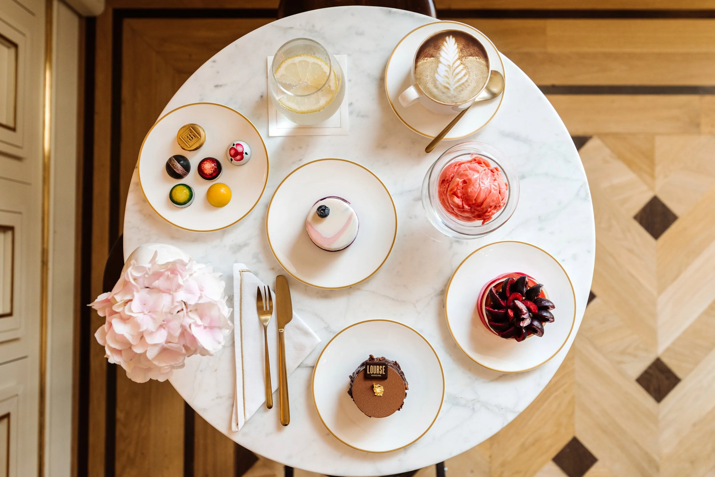 21-Lourse-Warszawa-Pastries.jpg