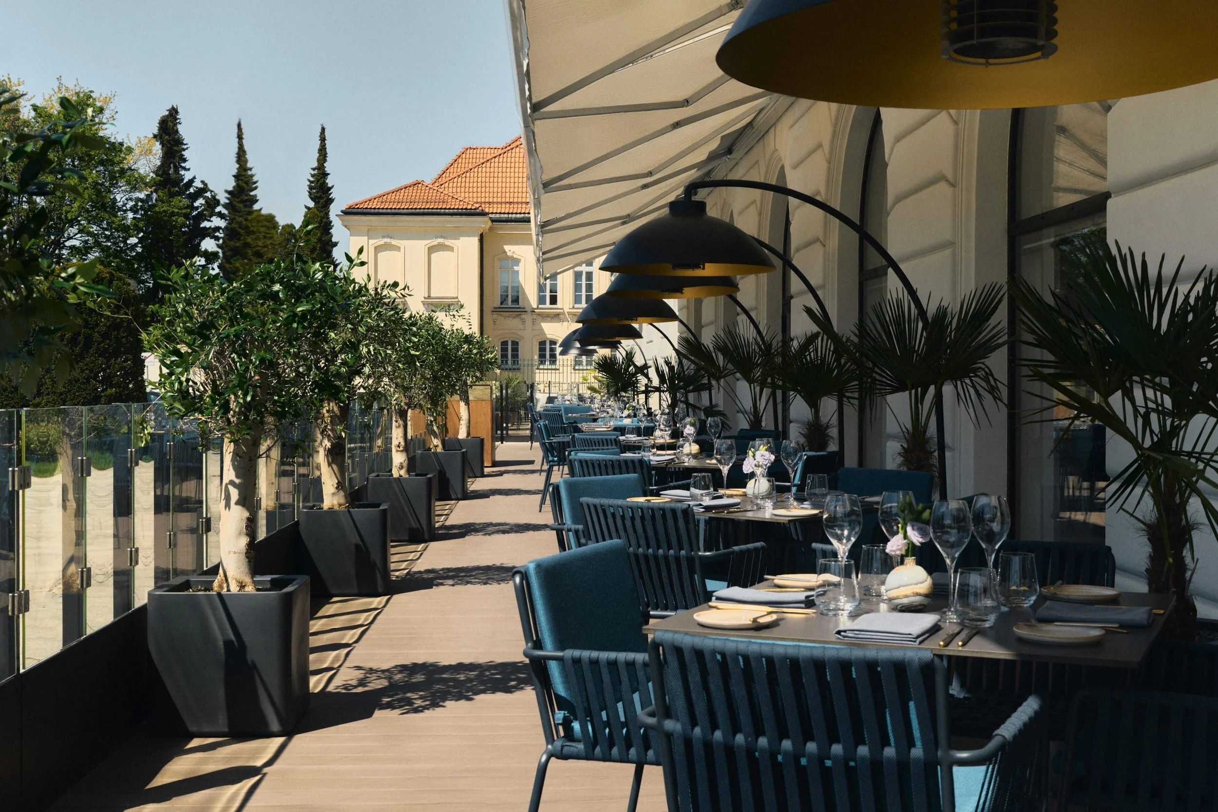 37-Europejski-Grill-Outdoor-Terrace.jpg
