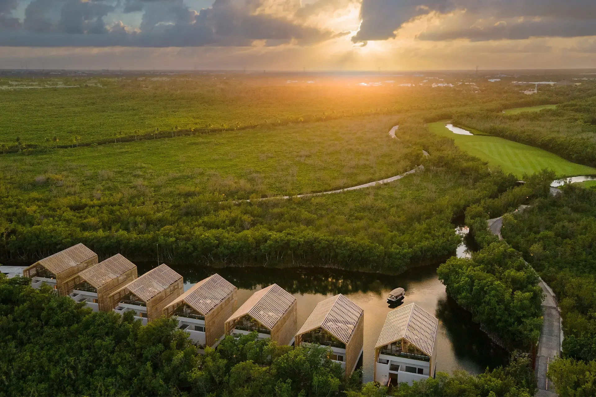 Lagoon%20and%20Sunset%20Rooftop%20Pool%20Villa%20-%20View.webp