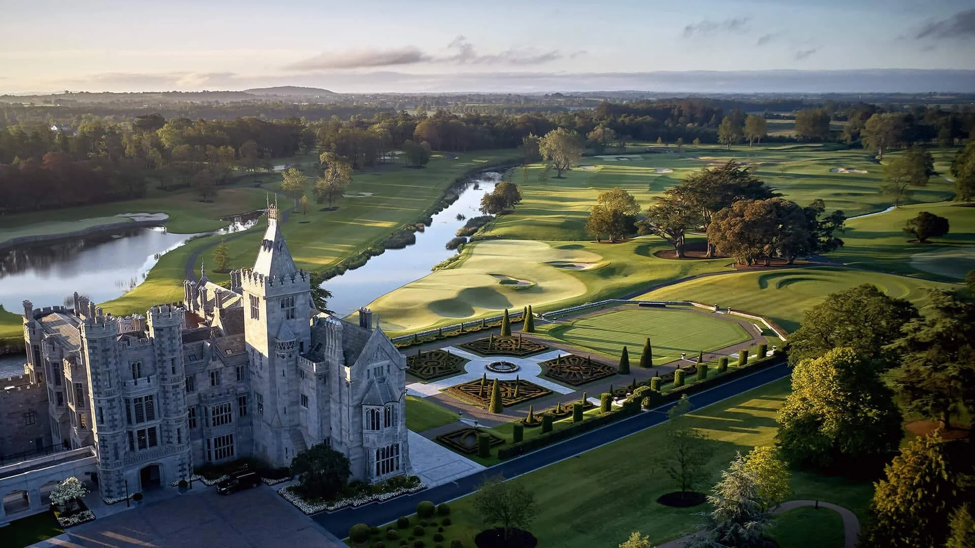 02-Manor-River-And-Estate-Aerial.jpg