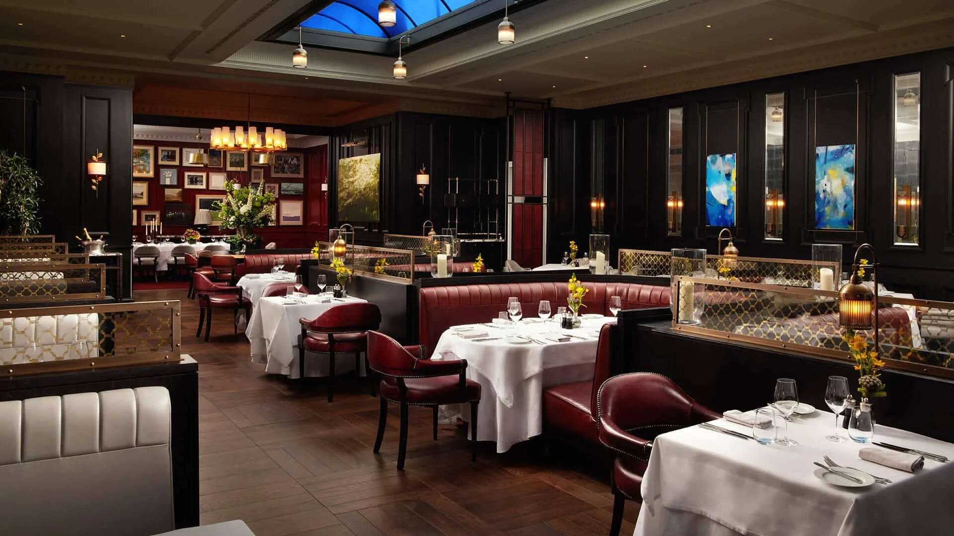 22-The-Carriage-House-Restaurant.jpg