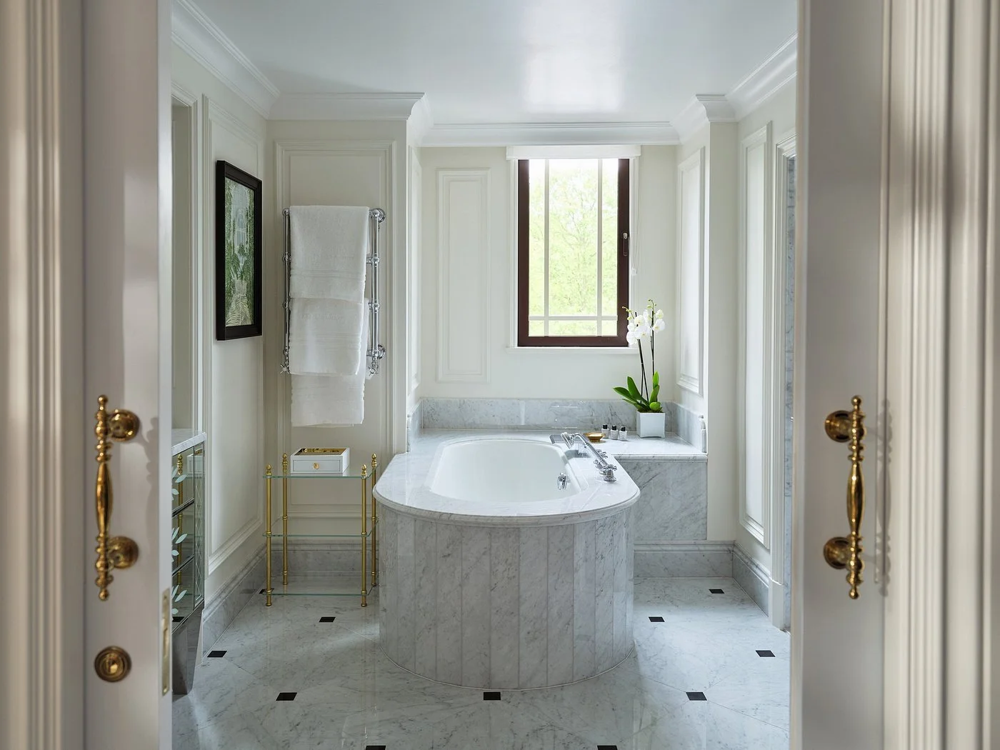 executive-room-at-the.jpg