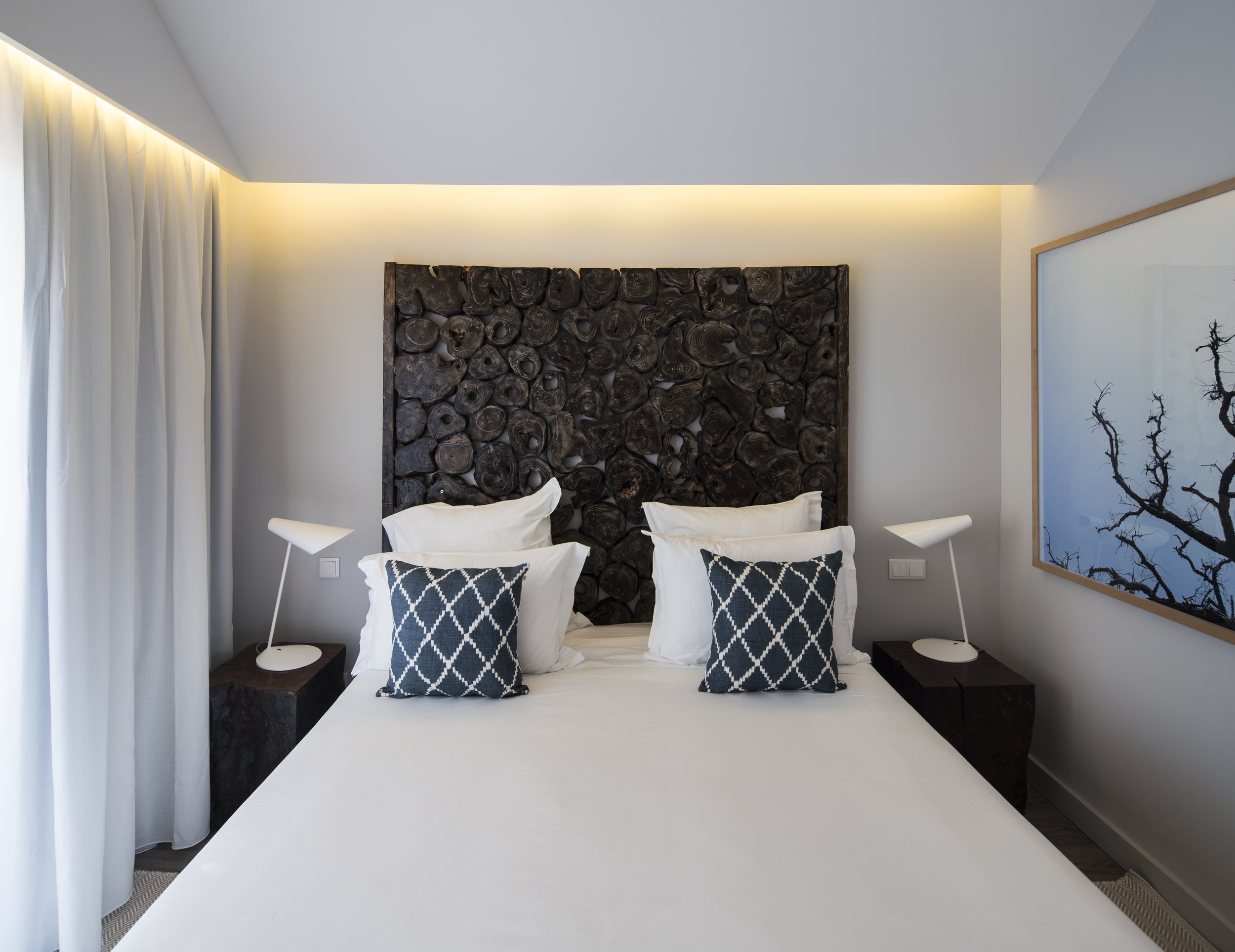 04-Terracotta-3-and-5-Bedroom-Cabana-Villas-Representative-Standard-Bedroom.jpg