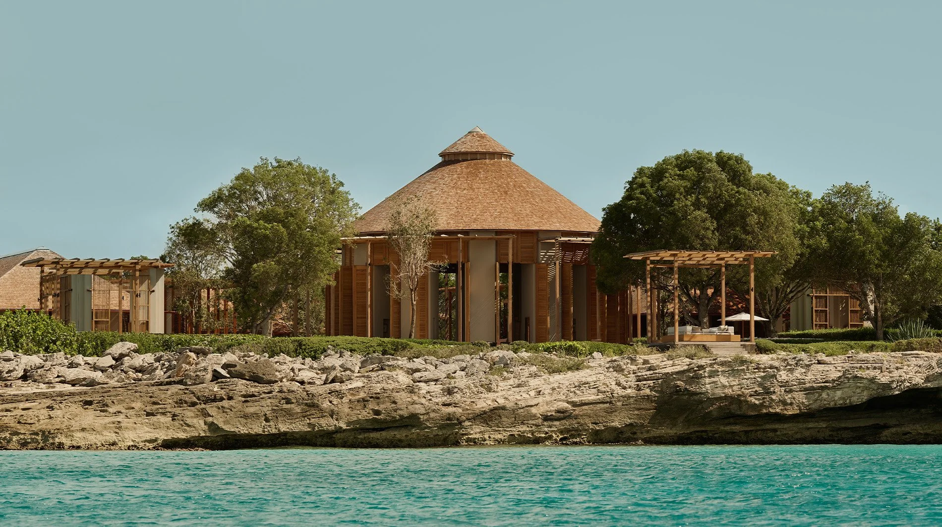 amanyara-boat-to-bar.jpg