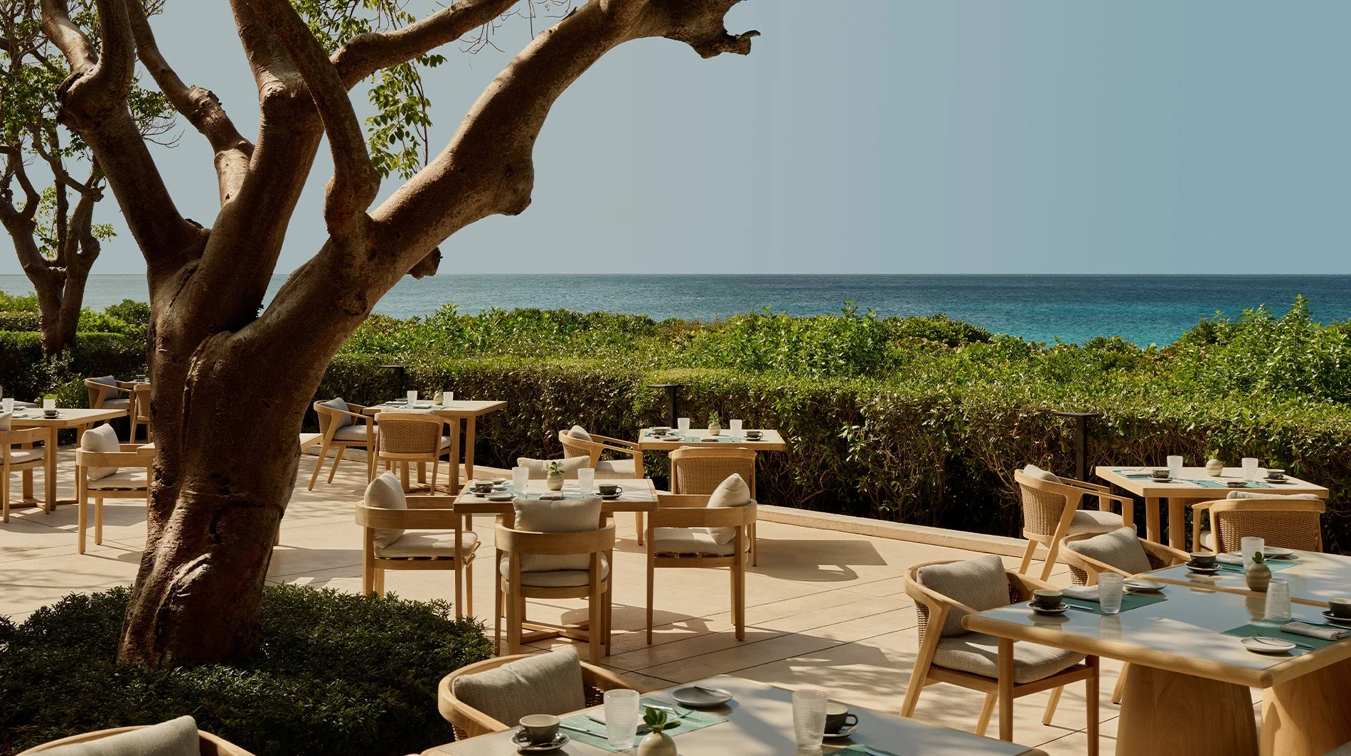 amanyara-main-restaurant2.jpg