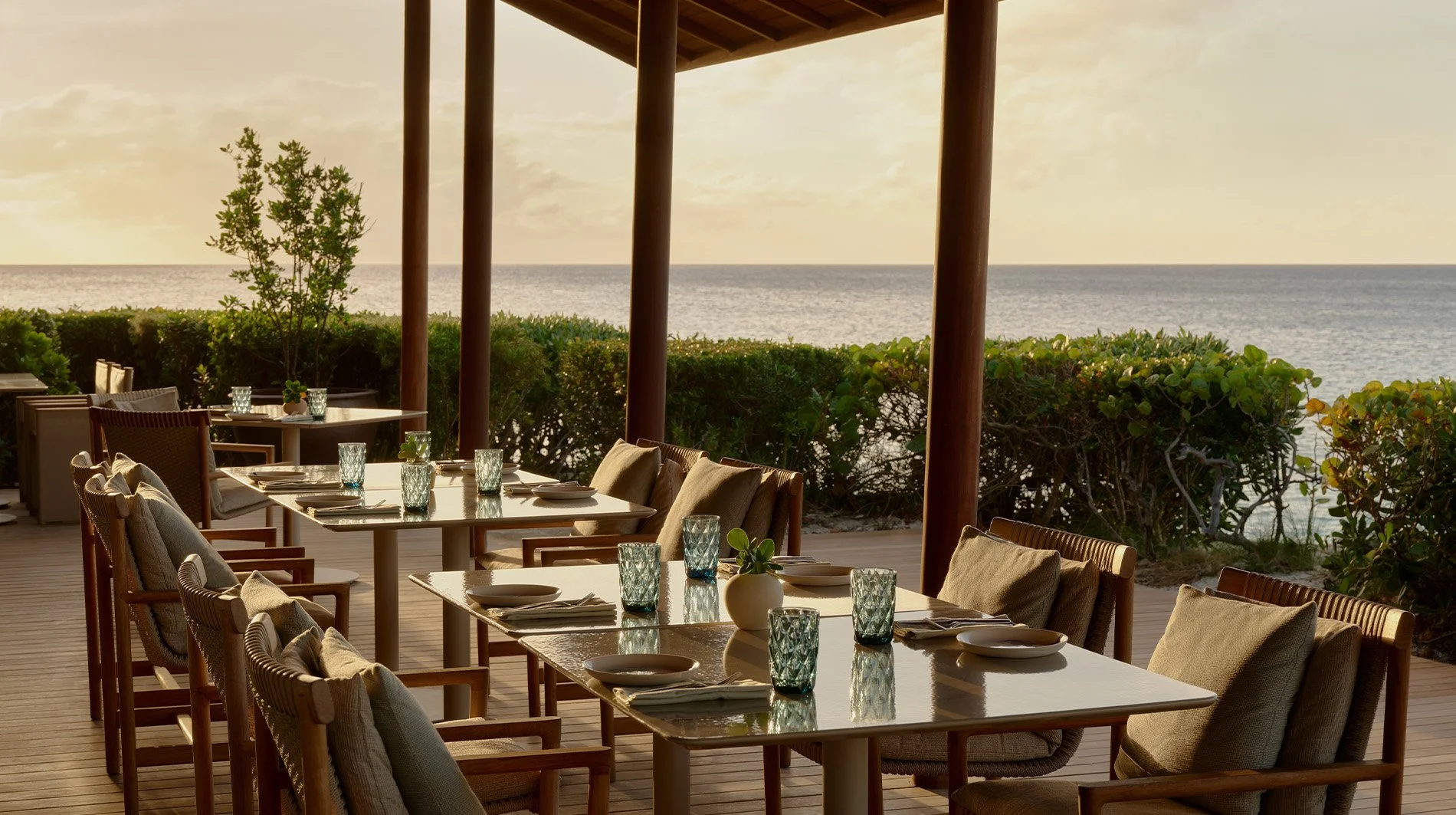 amanyara-beach-club.jpg