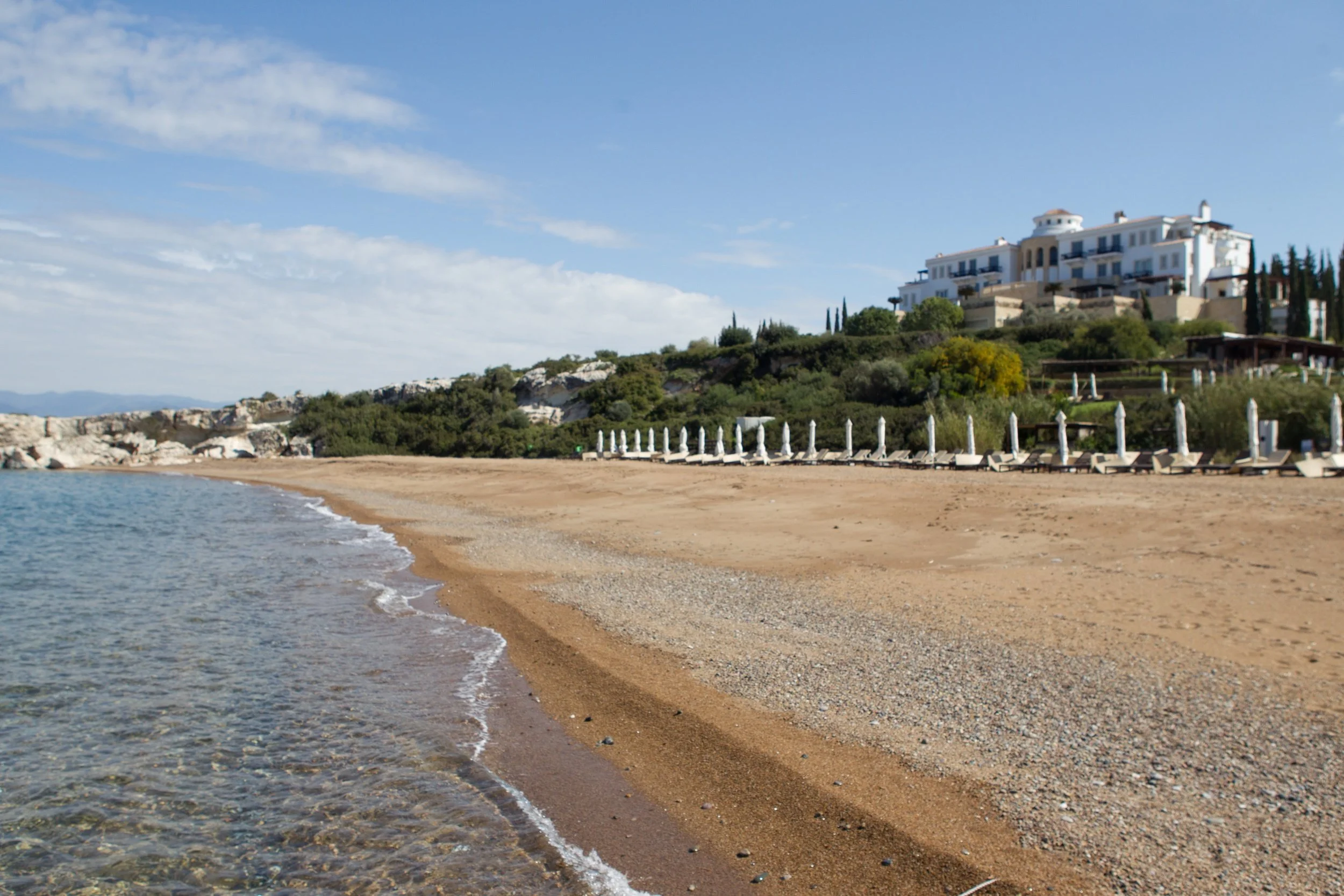 07-Anassa-Anassa-Beach-and-Coastal-Facade.jpg