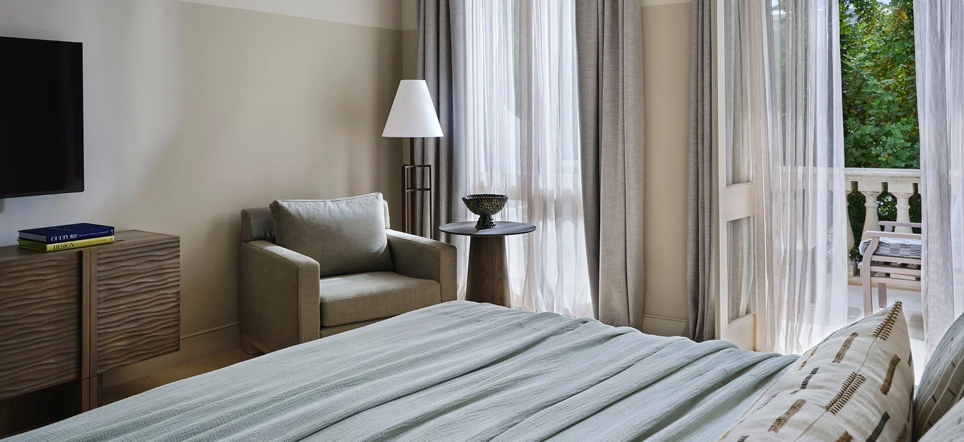 10-Anassa-Accessible-Garden-View-Room-Bedroom.jpg