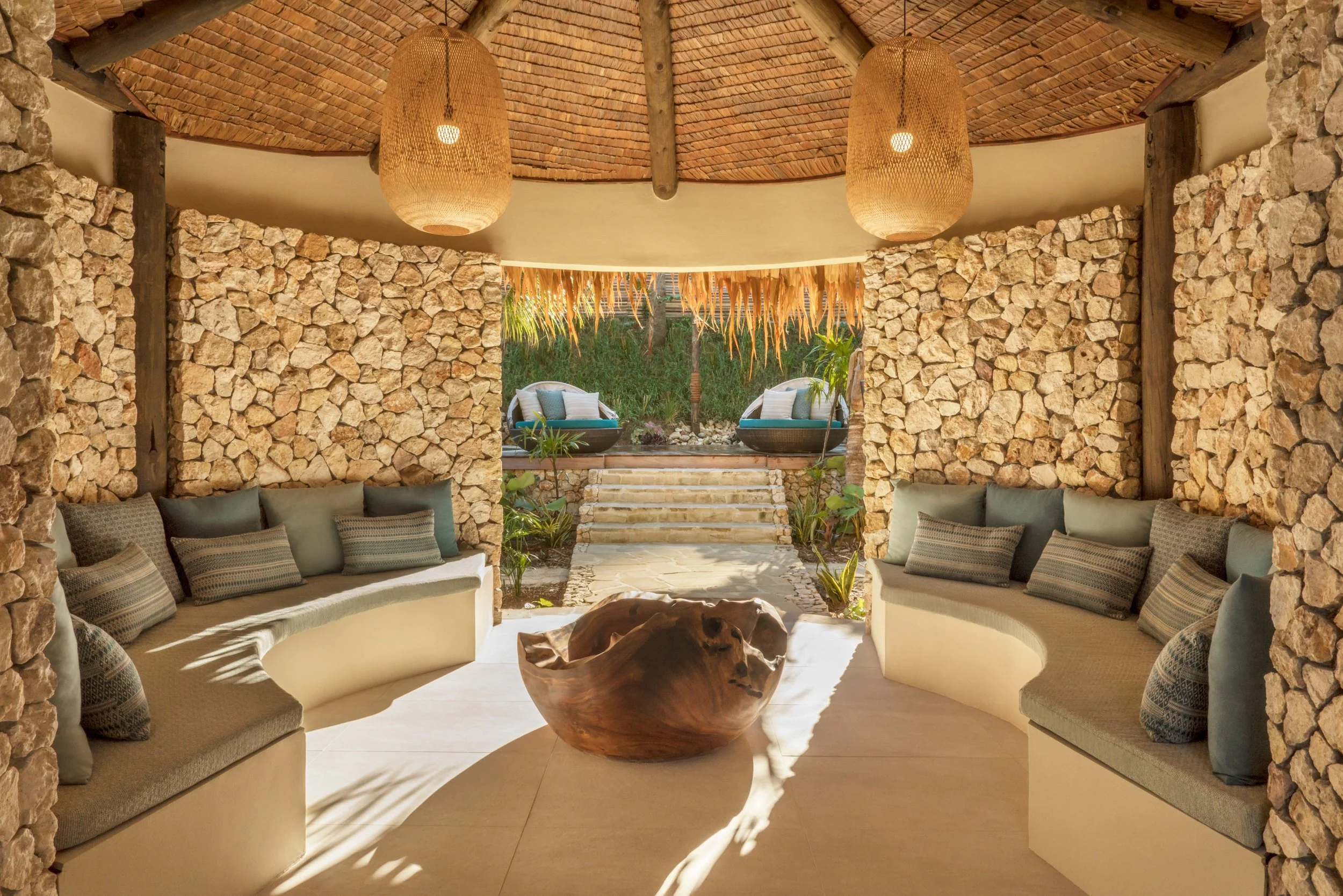 030-Spa-Relaxation-Lounge.jpg