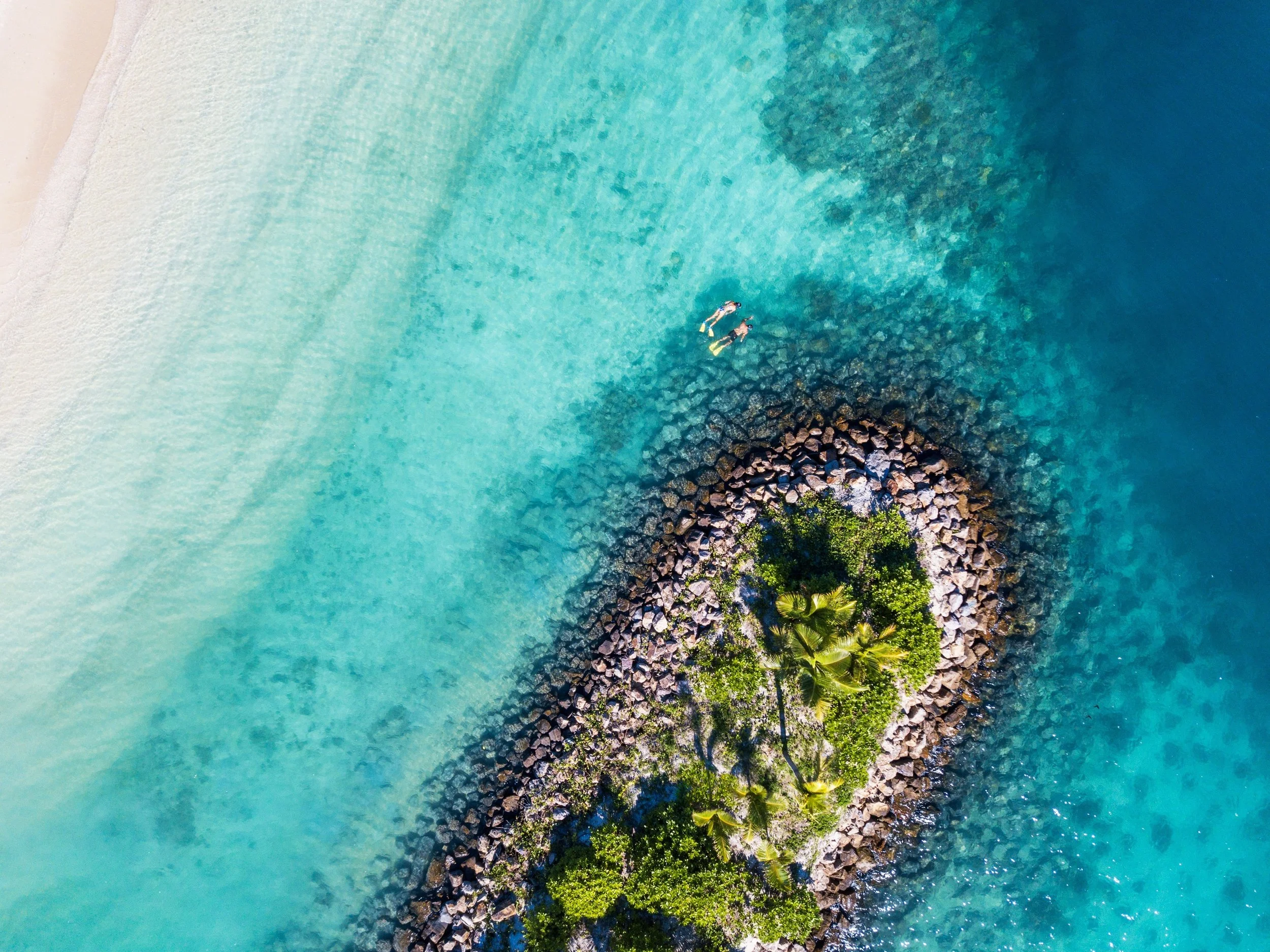 094-Snorkeling--beach.jpg
