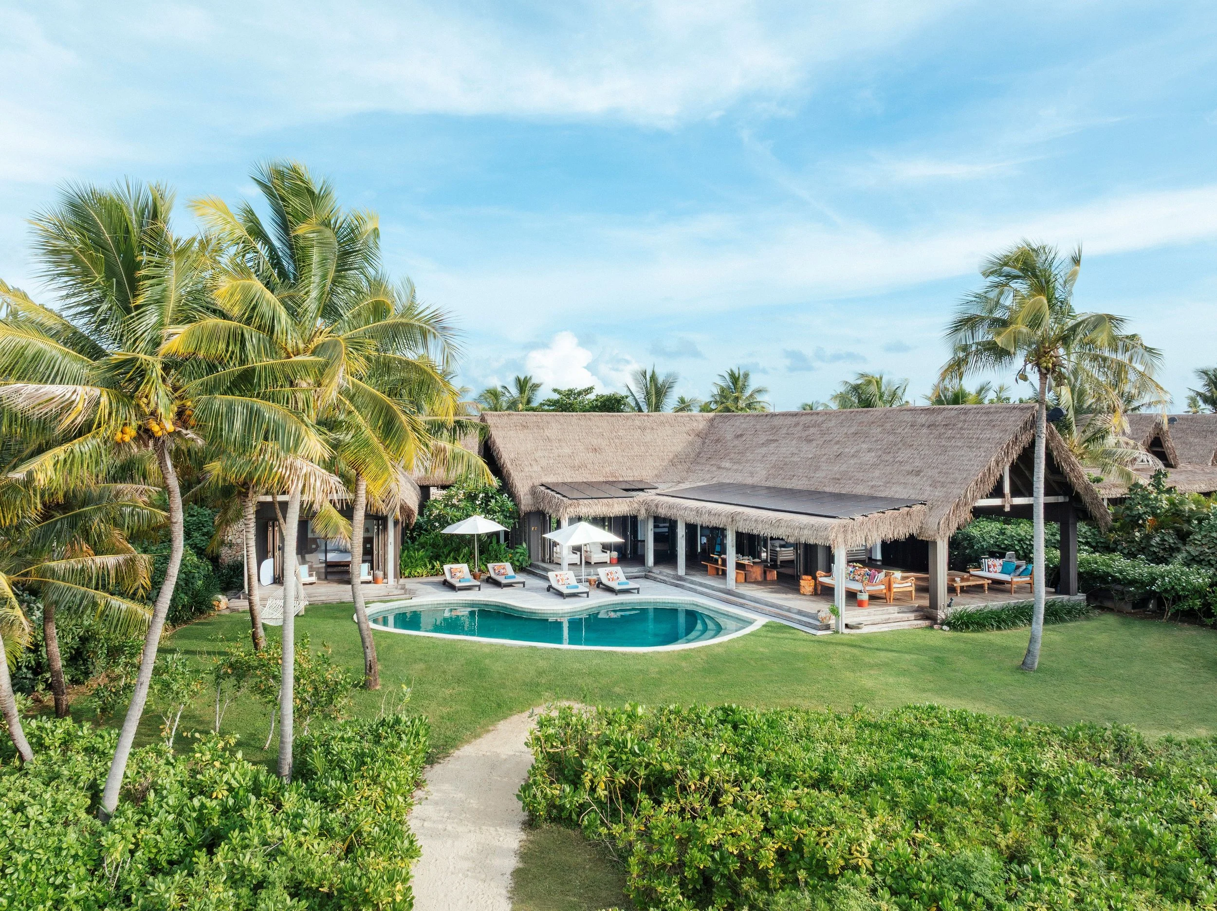 117-Five-Bedroom-Beachfront-Pool-Retreat-Exterior.jpg