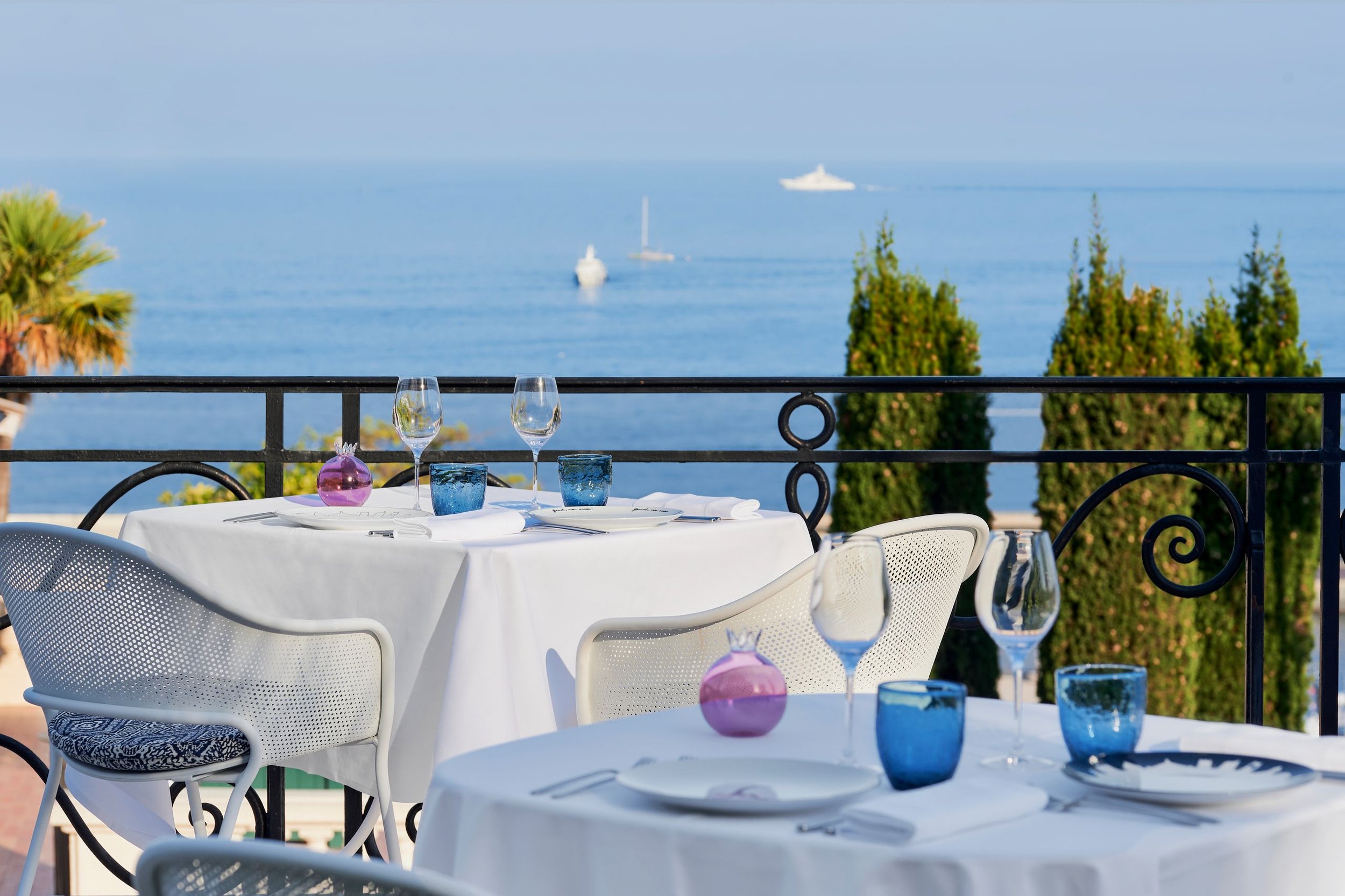 18-Em-Sherif-Monte-Carlo-Terrace.jpg