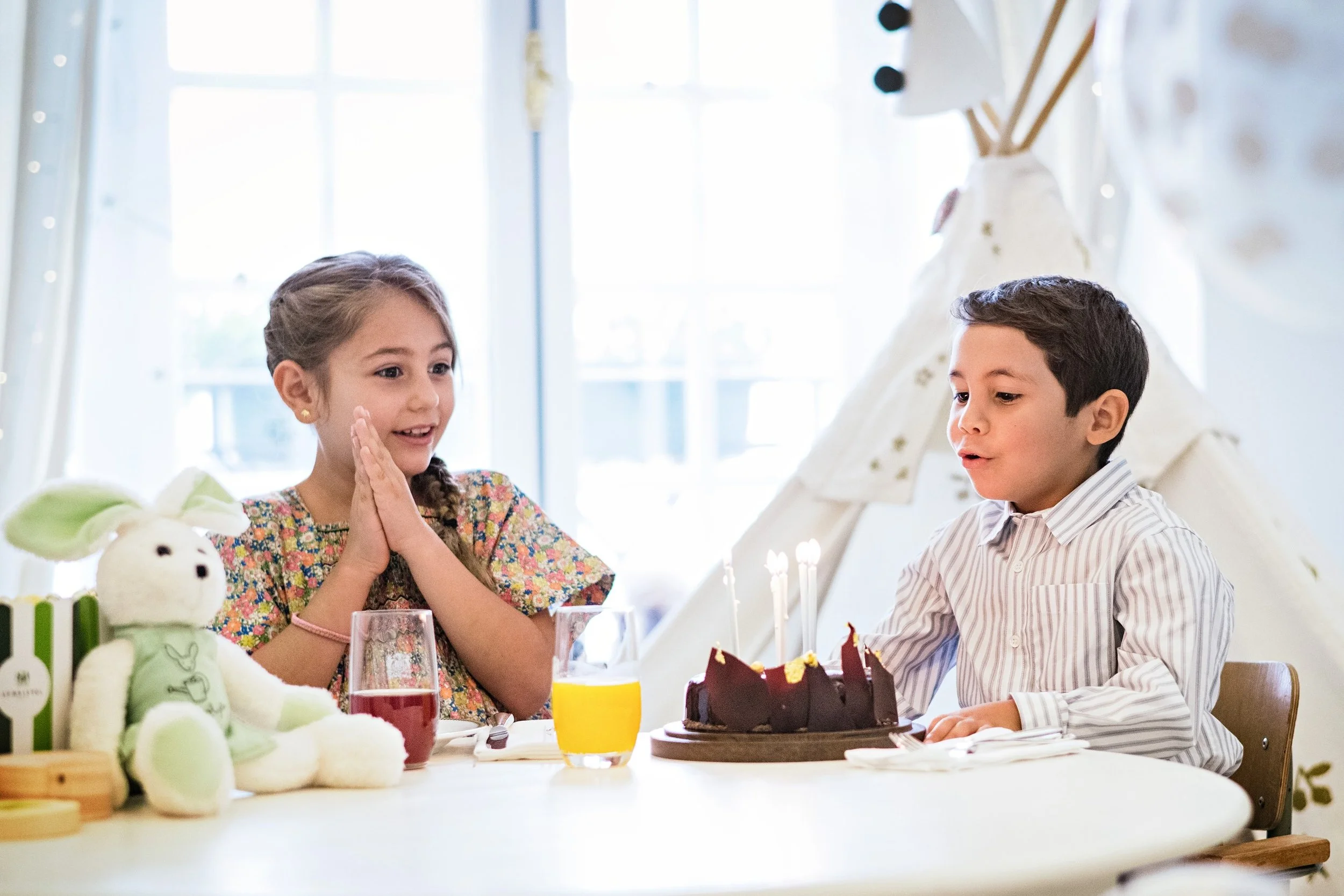 Family-Pastry-Moment.jpg