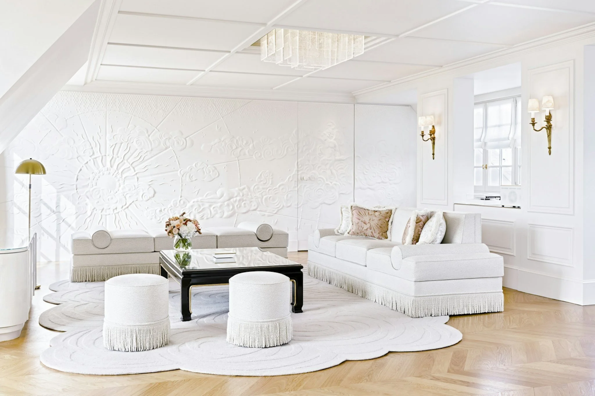 Suite-Honeymoon-Living-Room.jpg