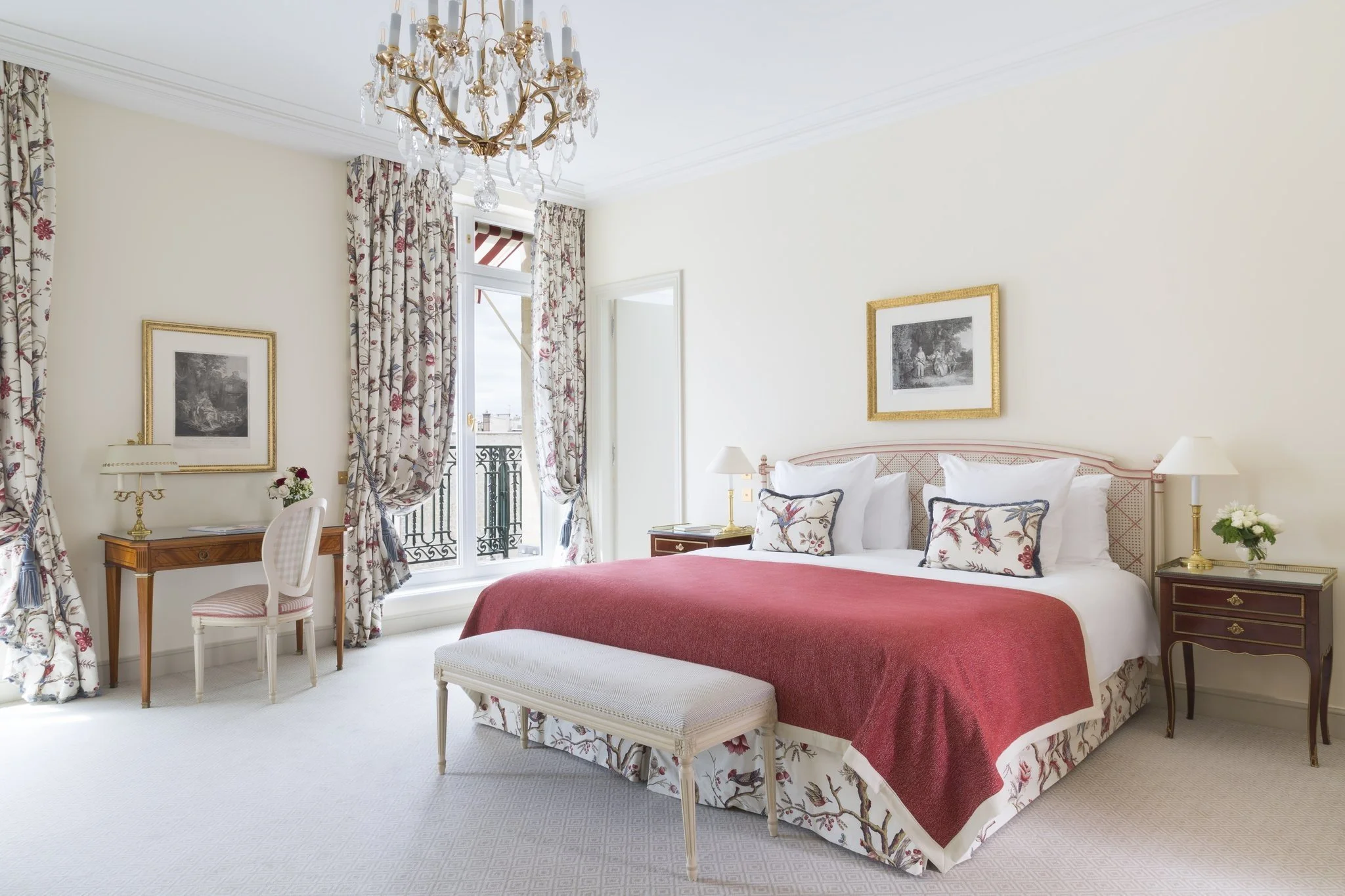 Suite-Paris-Bedroom.jpg