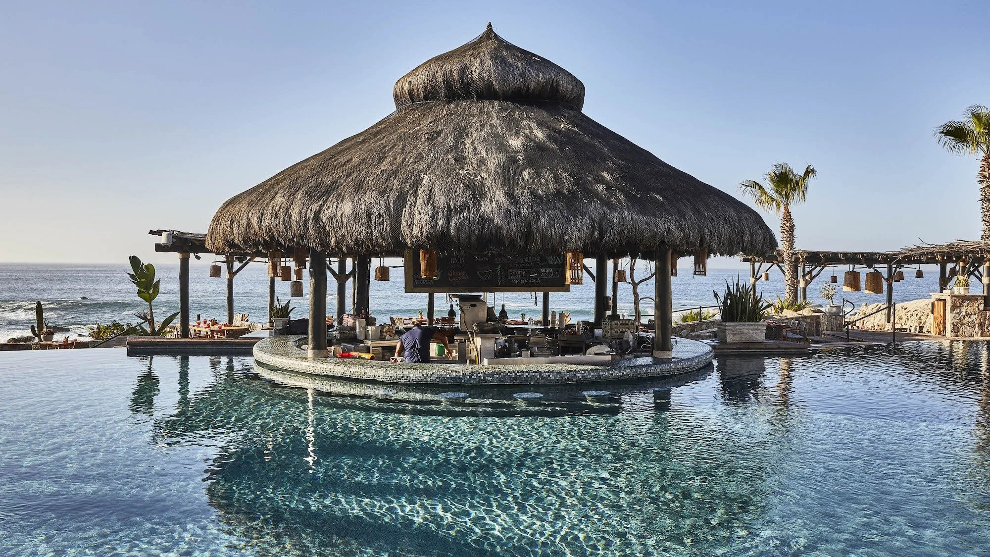 114-Palapa-Pool-Bar.jpg