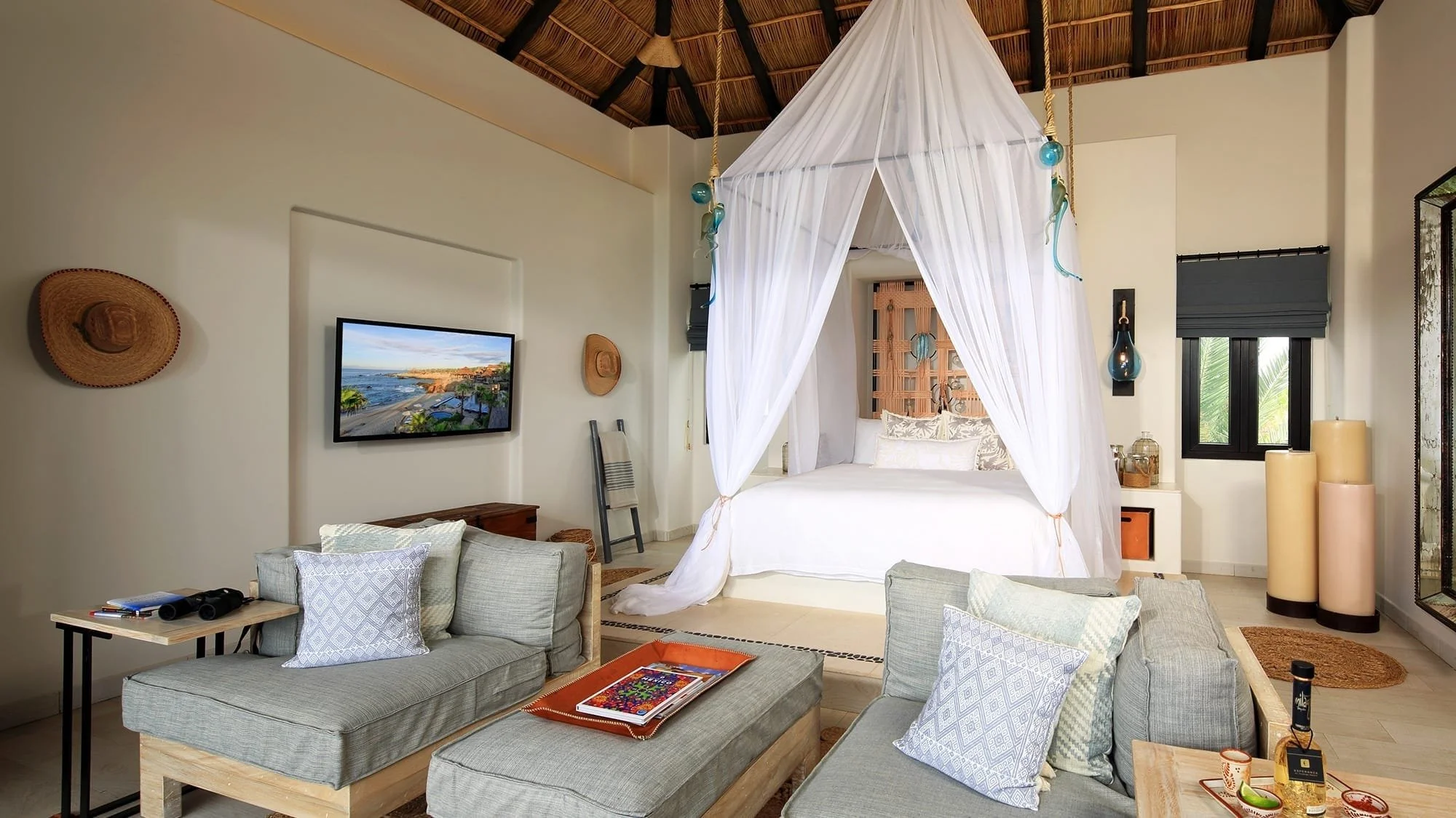 378-One-Bedroom-Oceanview-Penthouse-Spa-Suite-Bedroom.jpg