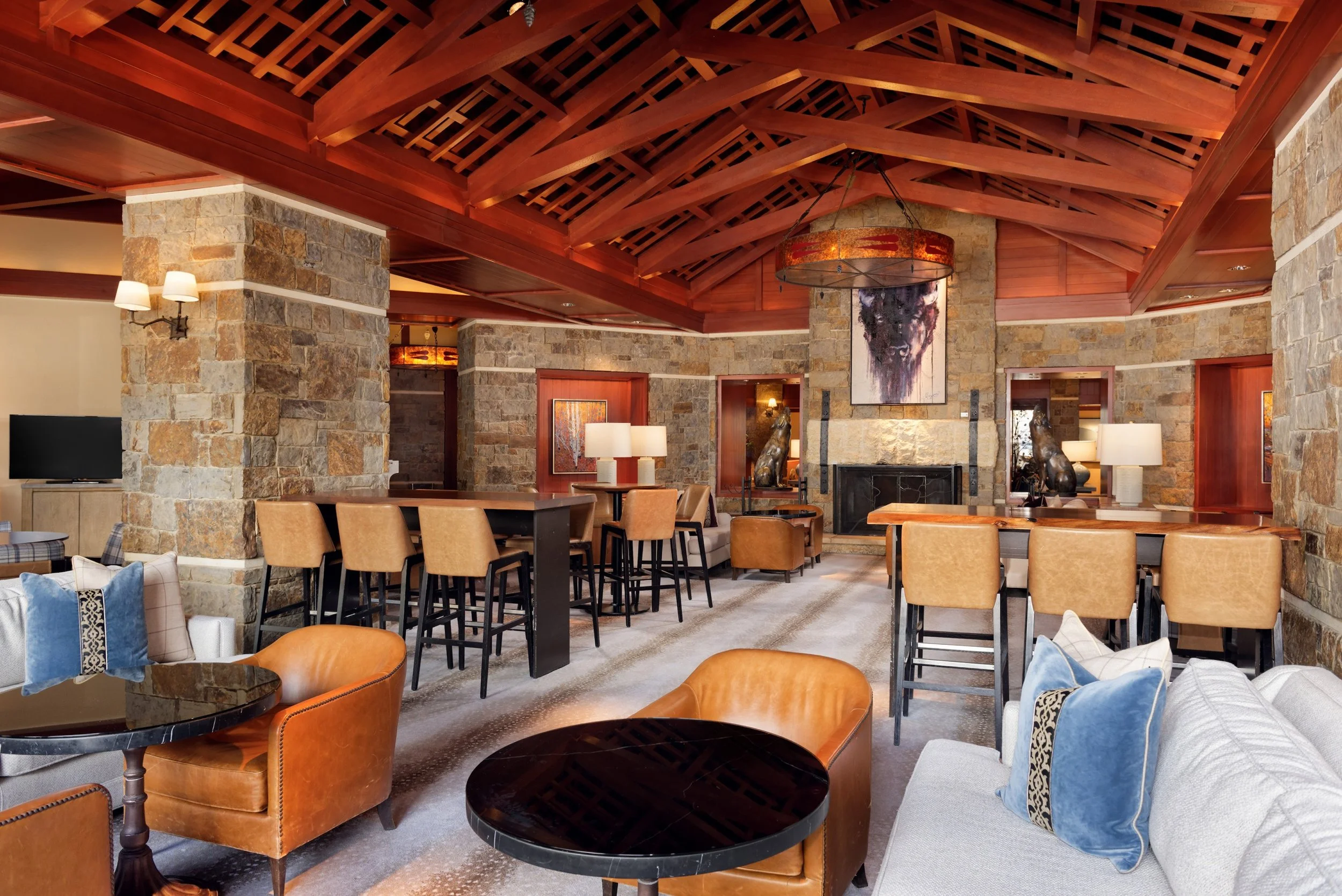 057-Ascent-Lounge-Interiors.jpg