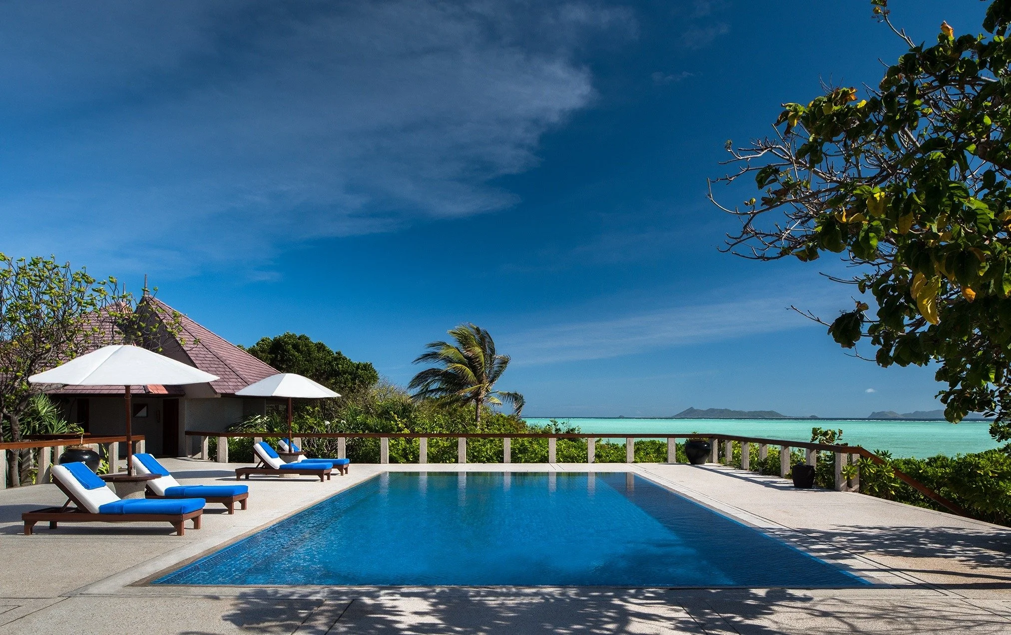 058-Main-Pool.jpg