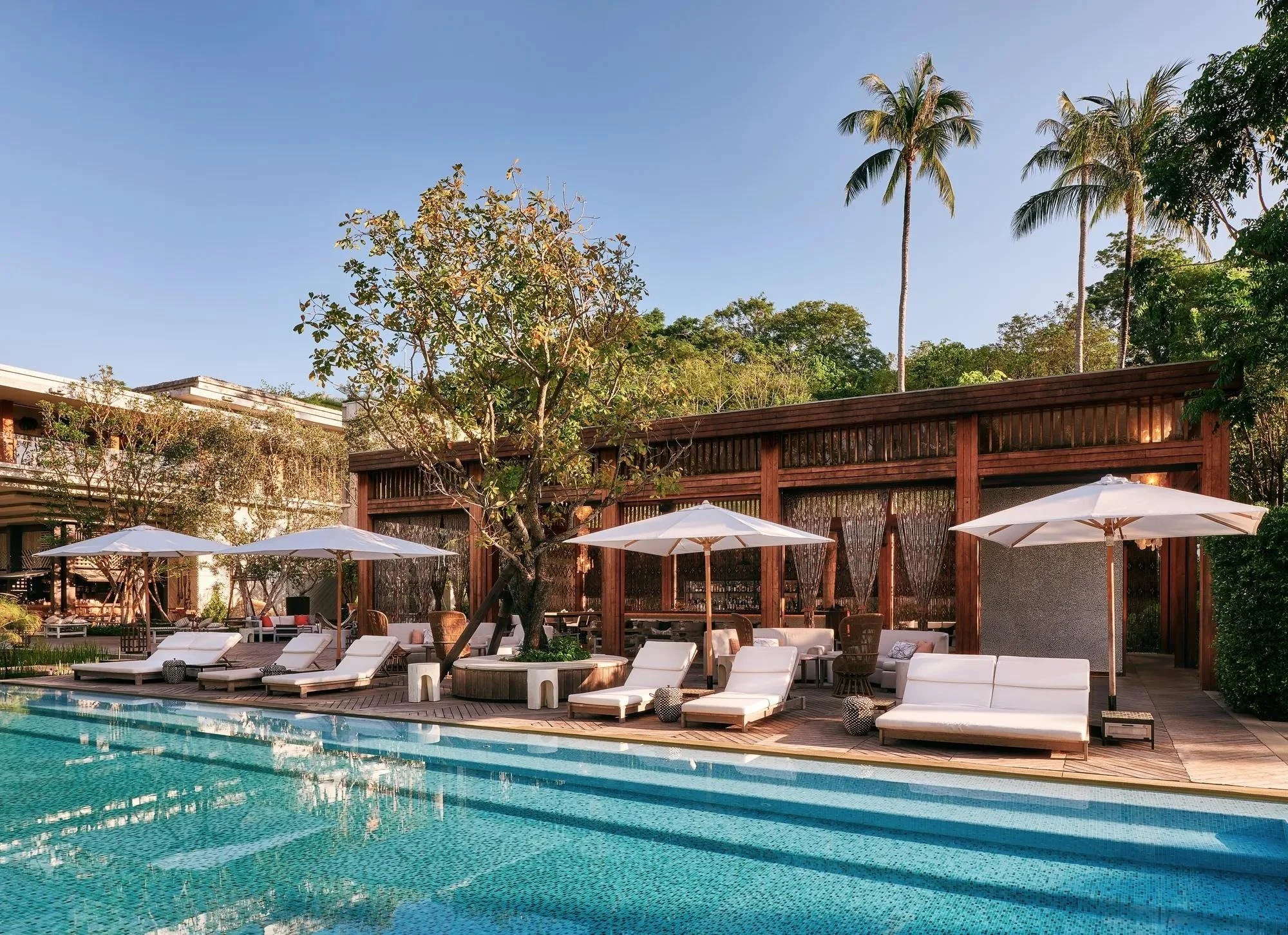 023-Poolside-Resort-Exterior.jpg