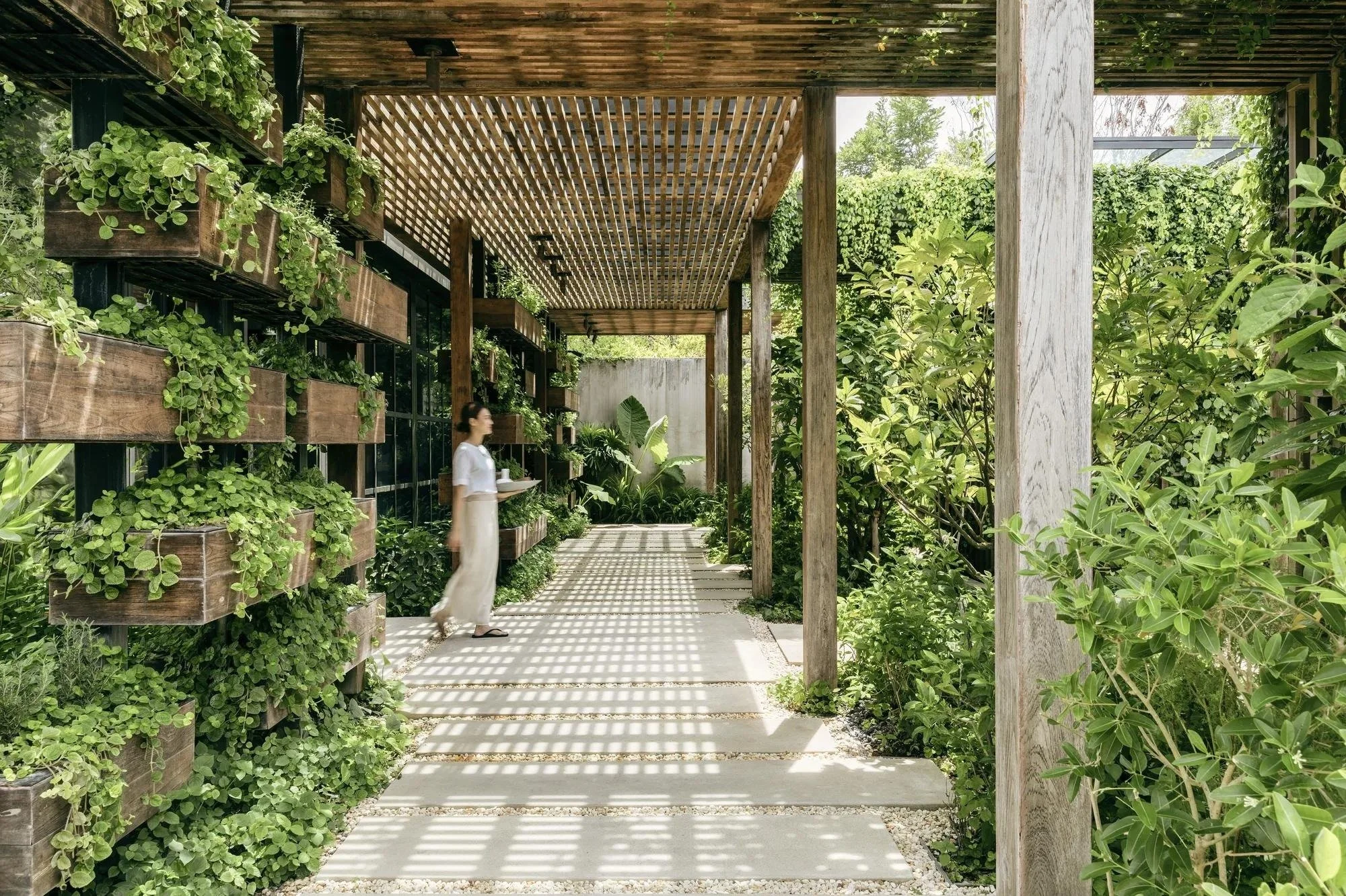119-Garden-Walkway.jpg