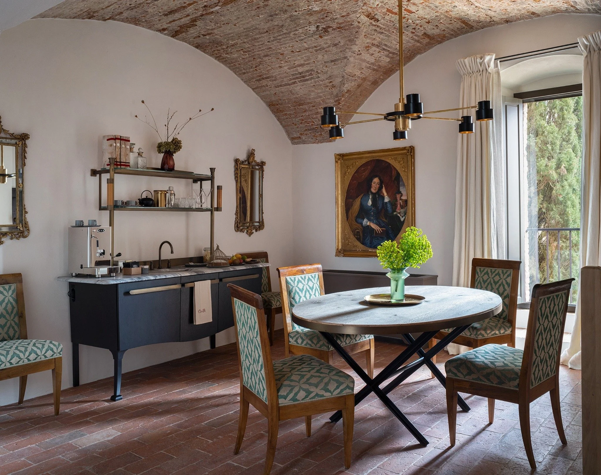 065-Tower-Suite-Sitting-Room.jpg