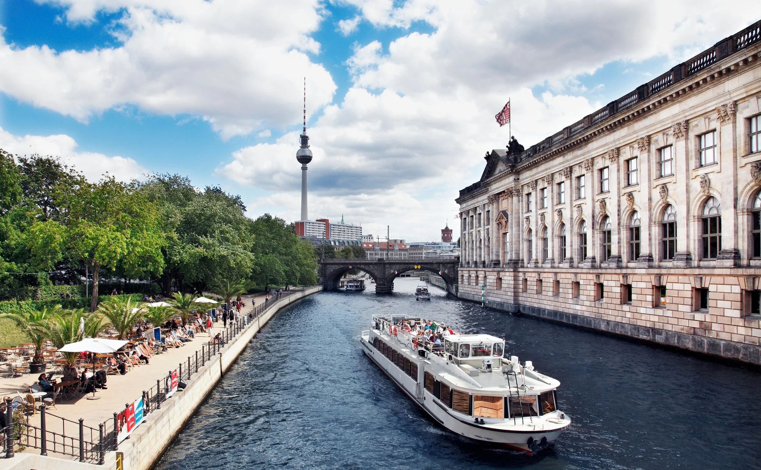 100-River-Cruise-in-Berlin.jpg