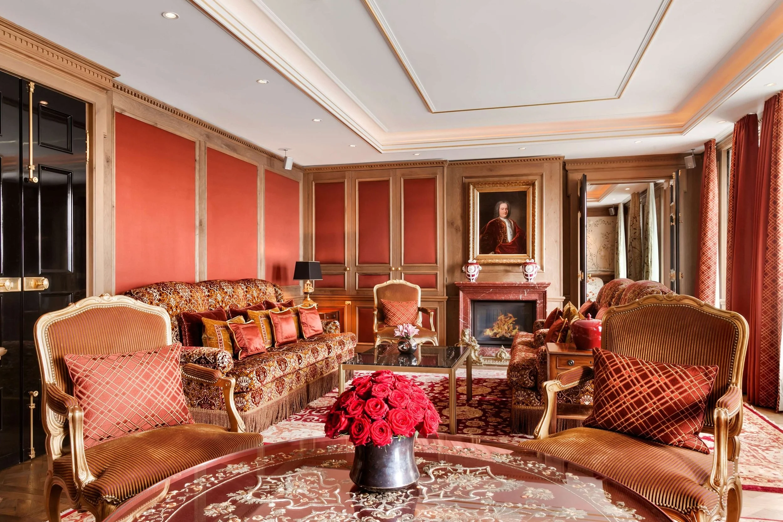 246-Imperial-Suite-Living-Room.jpg