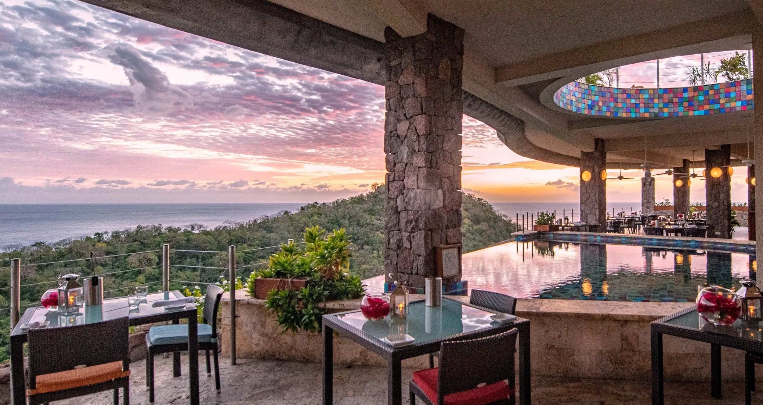 170-Jade-Mountain-Club-Dining-Tables.jpg