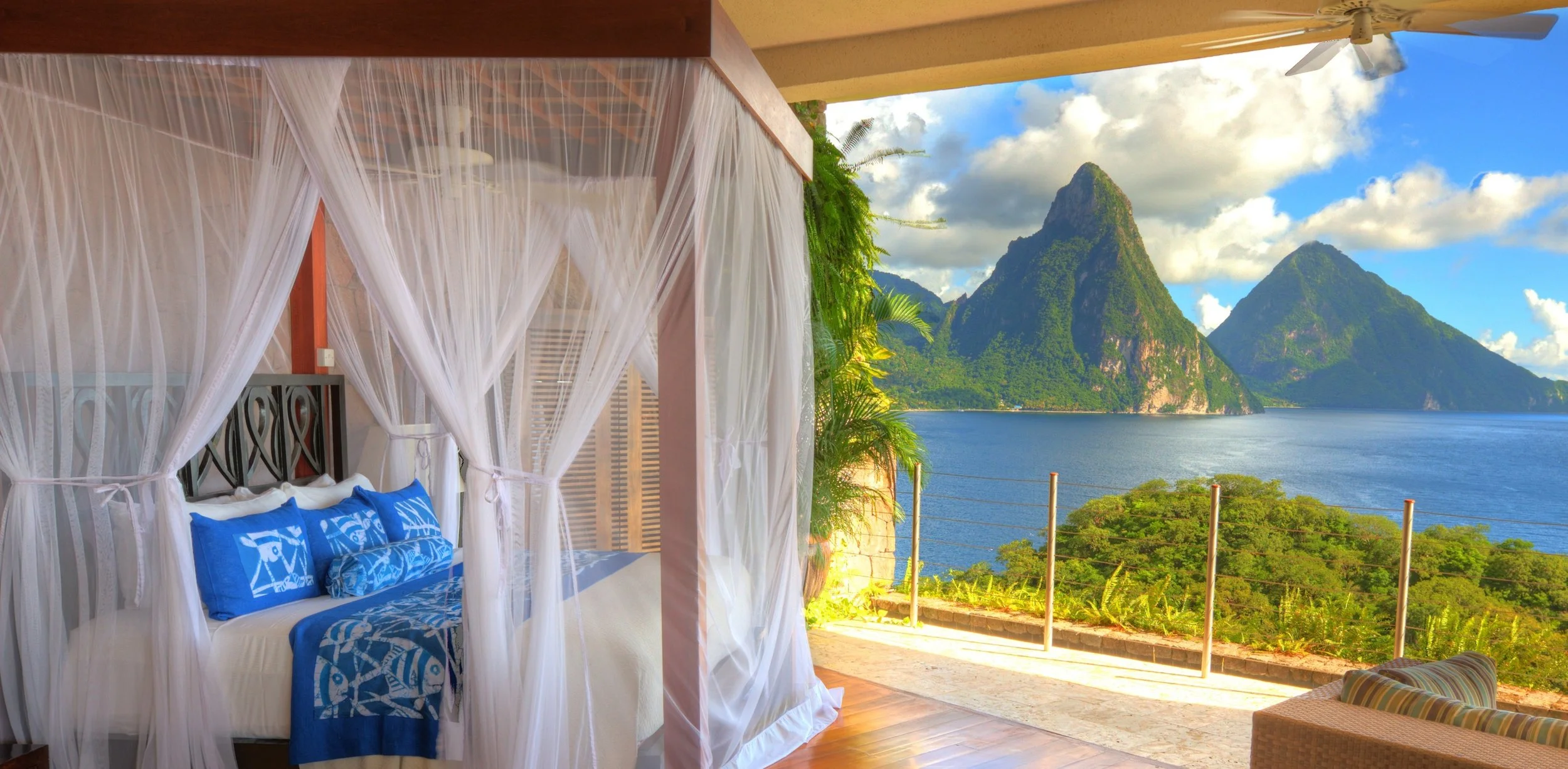 255-Galaxy-Sanctuary-Bedroom-and-Piton-View.jpg