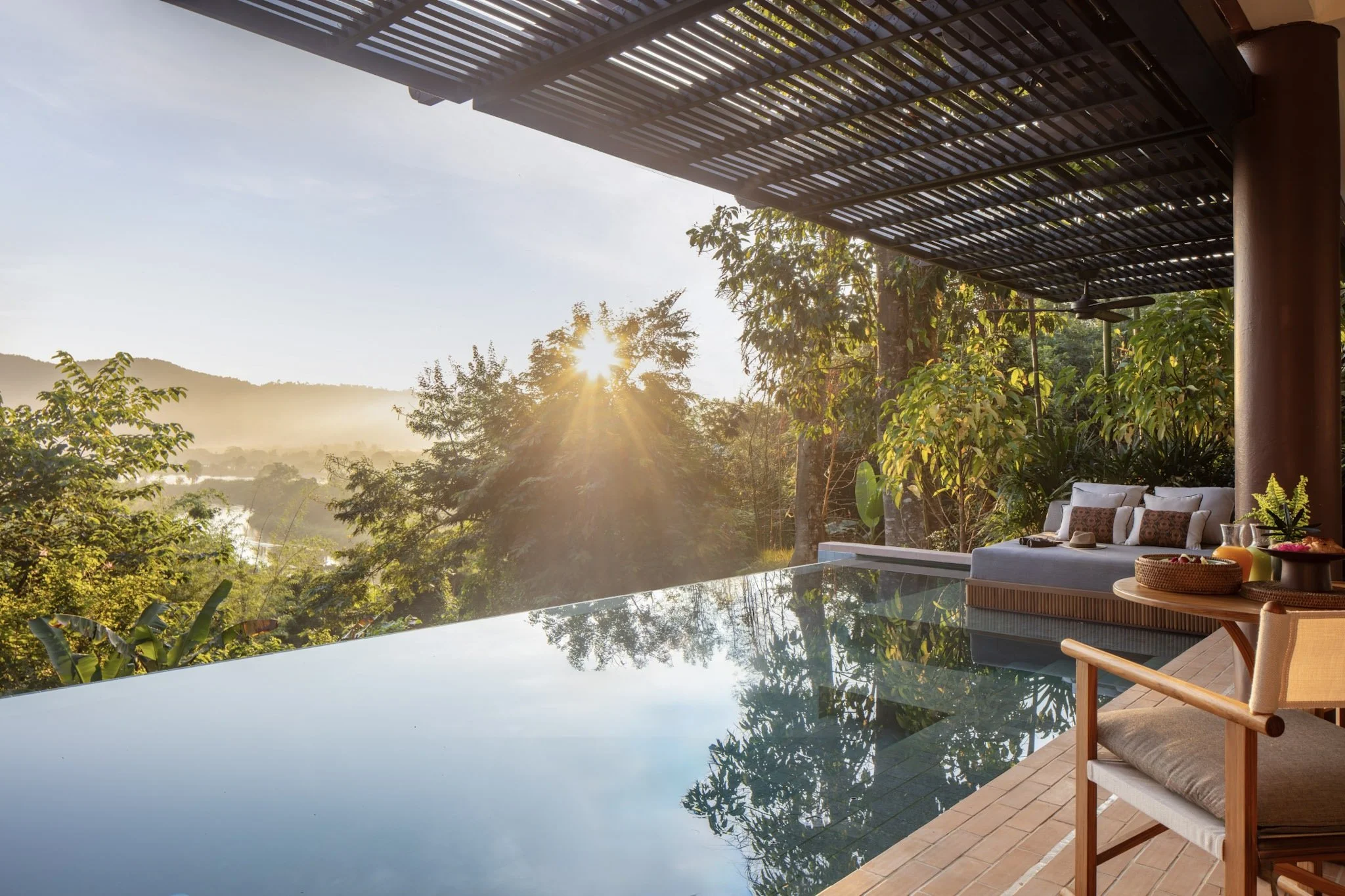 104-Mekong-Explorer-Family-Pool-Suite-Private-Pool.jpg