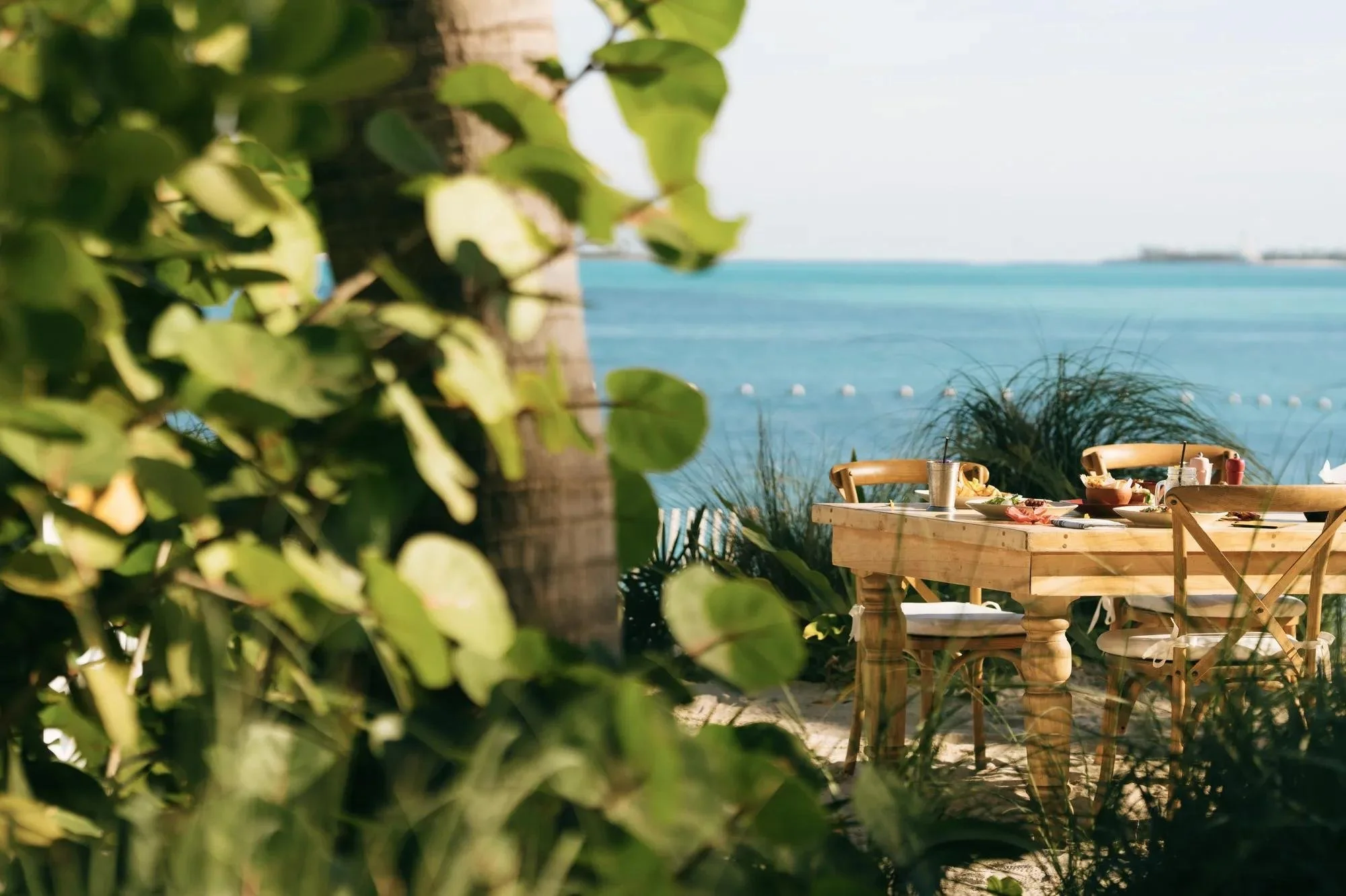 051-Tingum-on-the-Sand-Beach-Dining.jpg