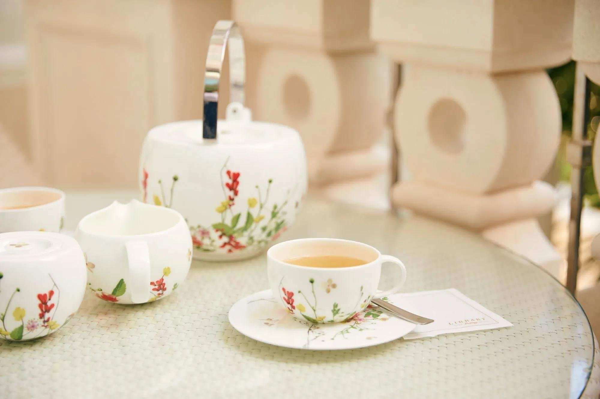 072-Afternoon-Tea-and-Pastries.jpg