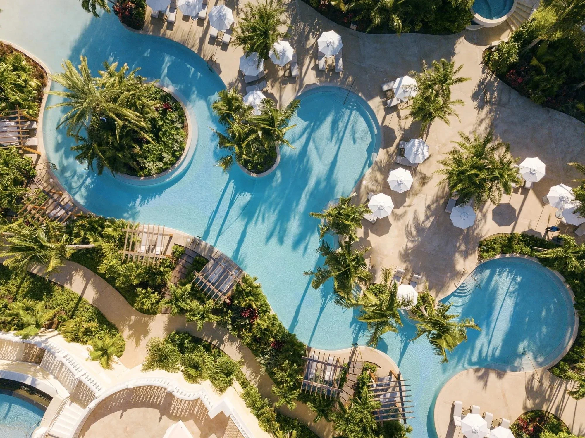 132-Rosewood-Courtyard-and-Fan-Pool.jpg