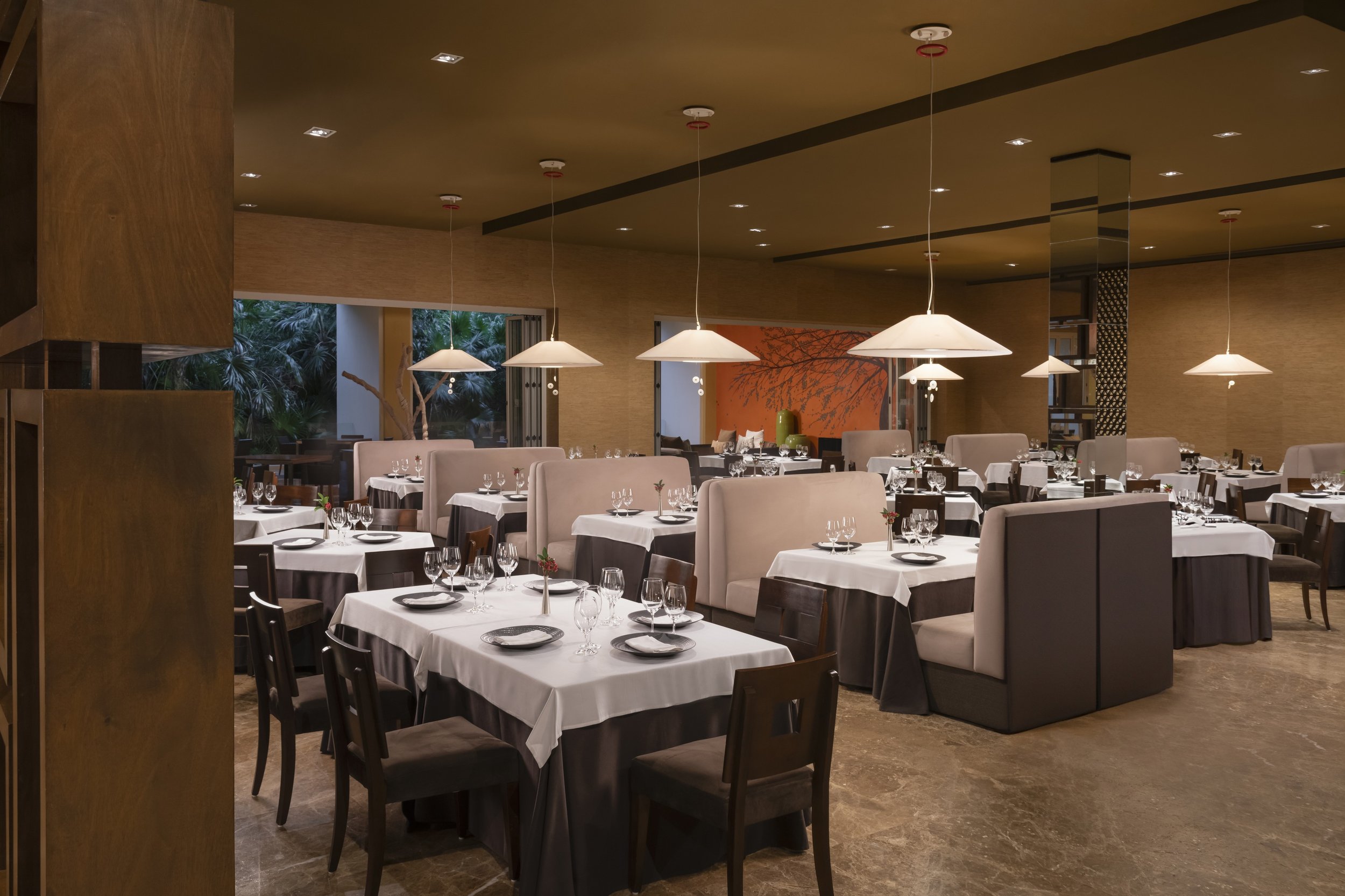 008-Sen-Lin-Restaurant.jpg