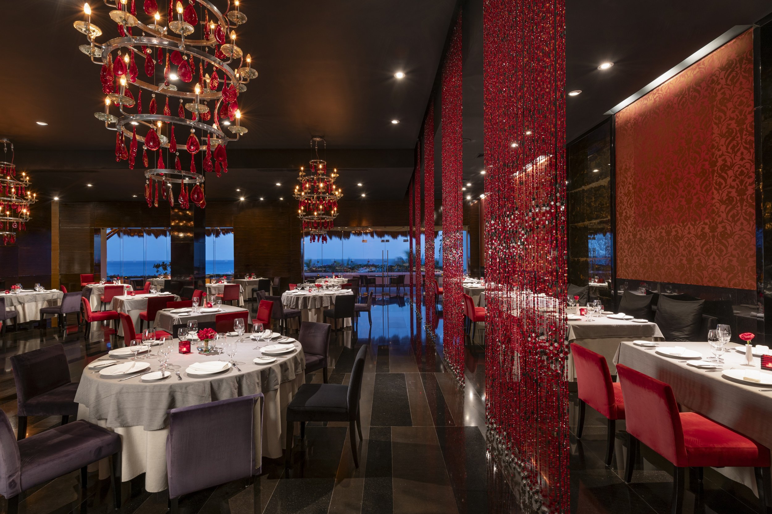 007-Piaf-French-Restaurant.jpg
